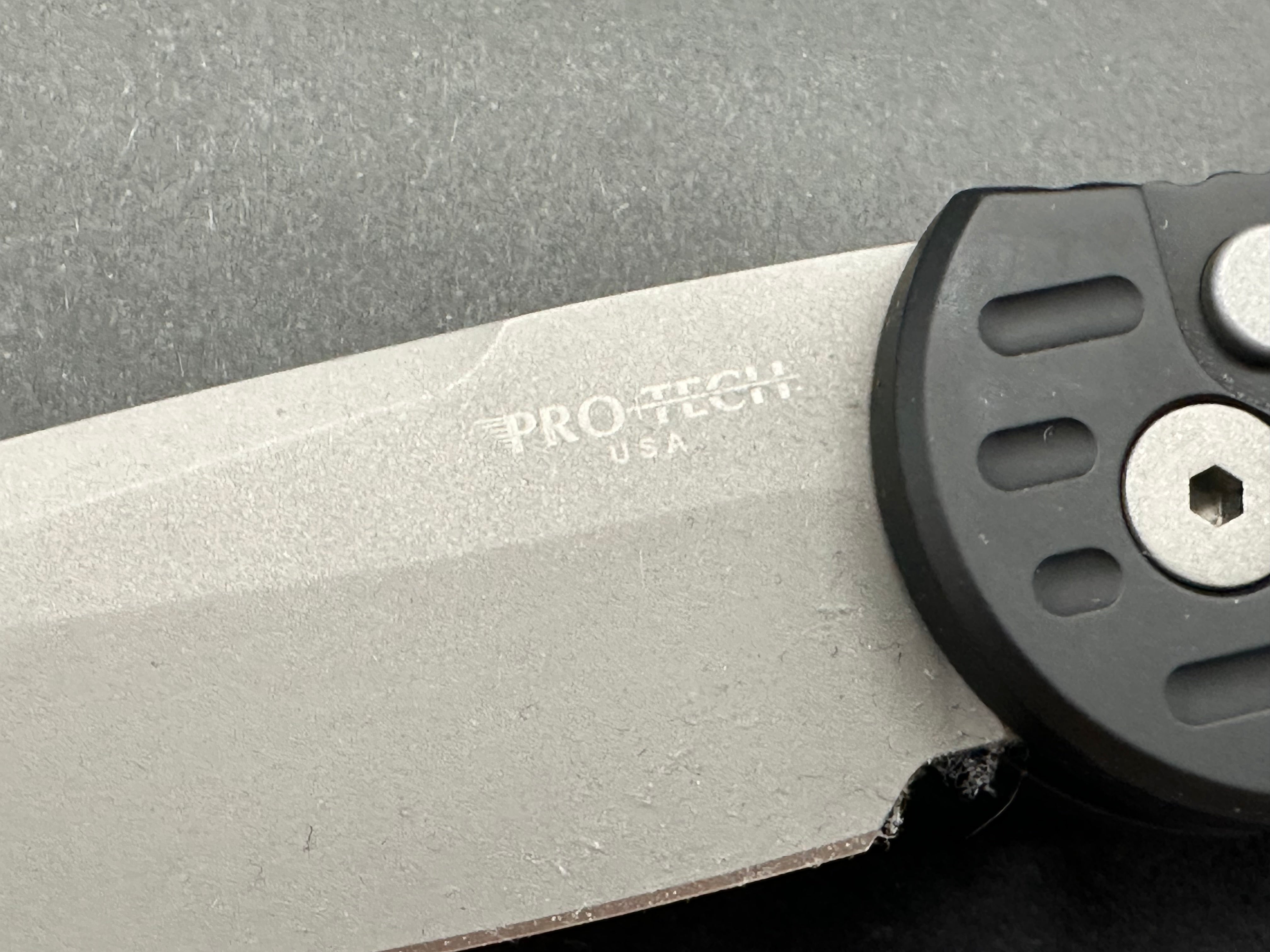 Pro-Tech TR-3 SWAT Tactical Response Automatic Knife Black Aluminum (3.5" Black)