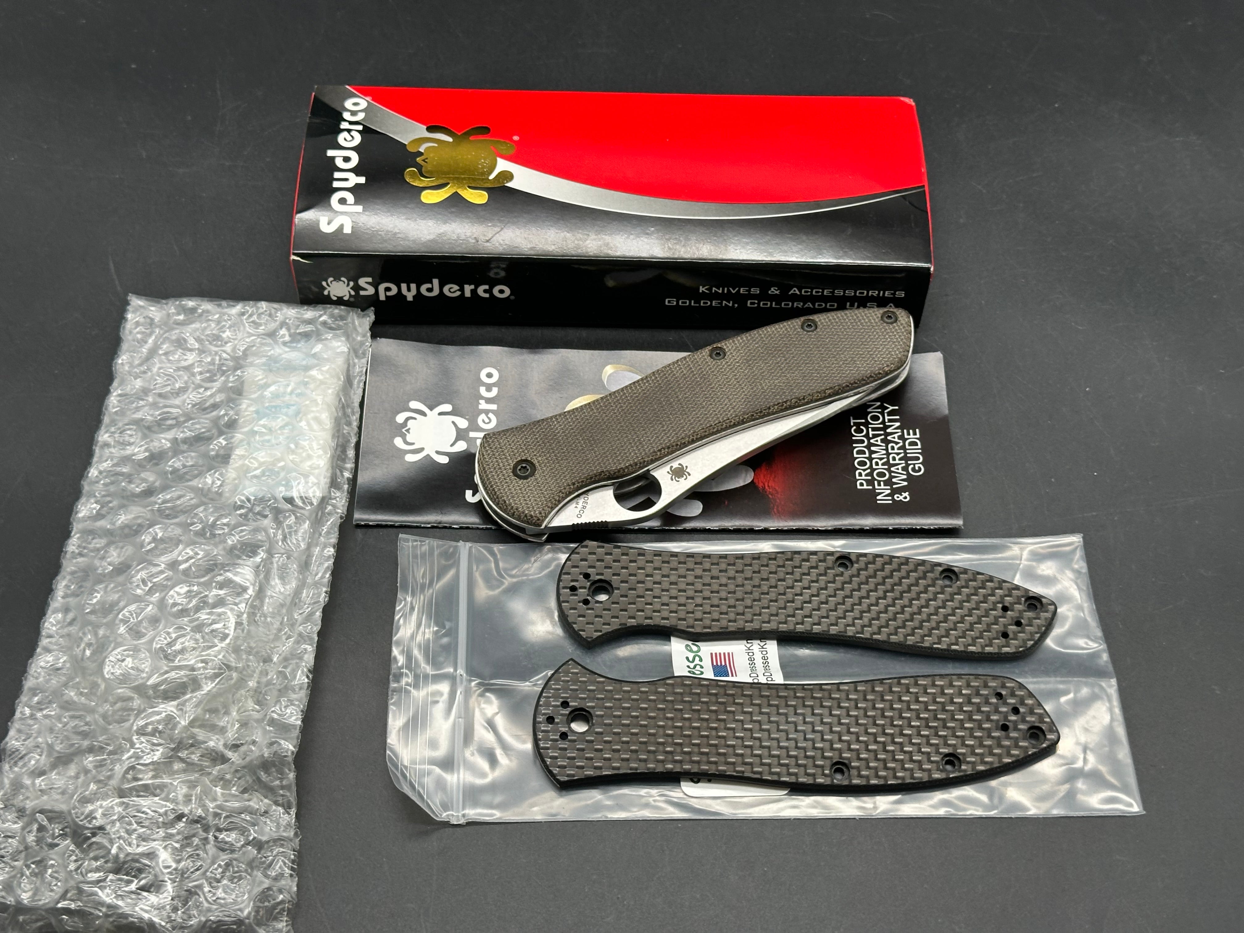 Spyderco Gayle Bradley 2 Folder Knife Carbon Fiber (3.6" Satin) C134CFP2