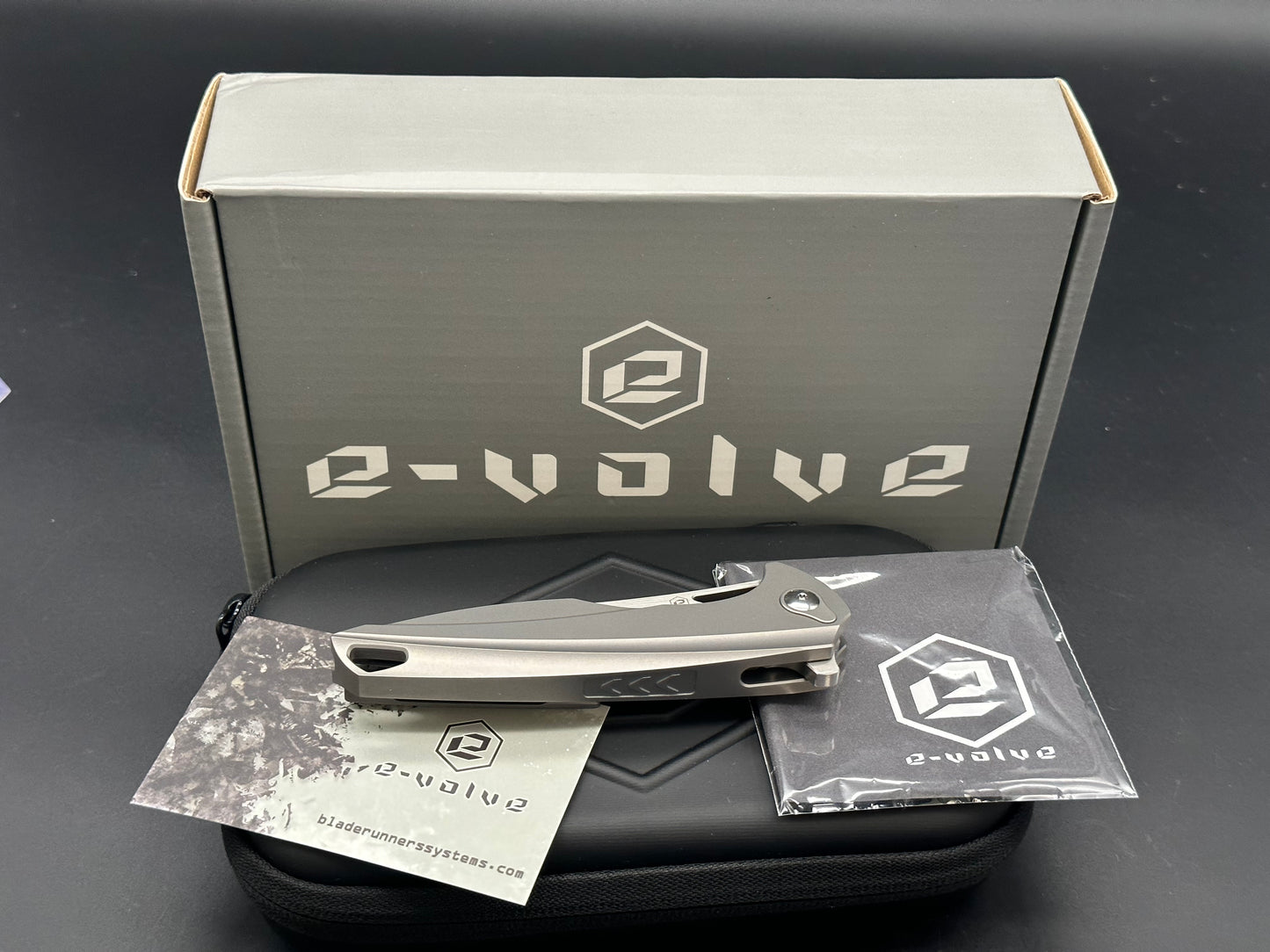 BRS E-Volve Eon Integral Frame Lock Knife Titanium