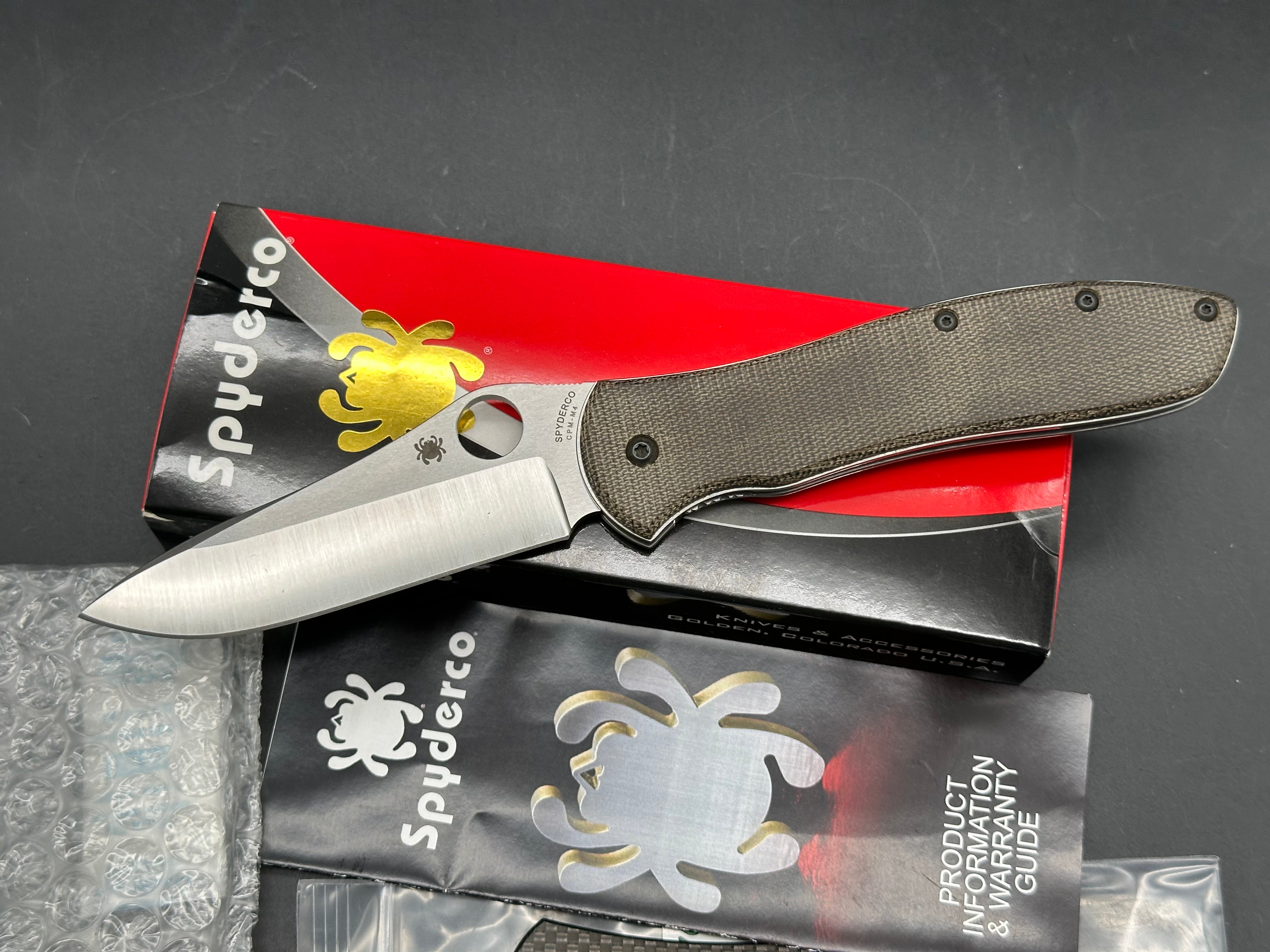 Spyderco Gayle Bradley 2 Folder Knife Carbon Fiber (3.6" Satin) C134CFP2