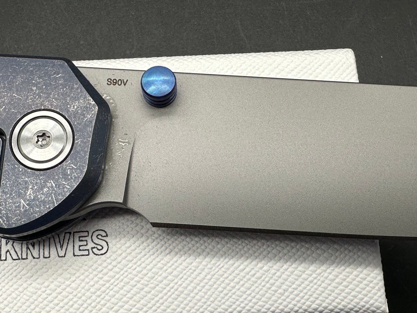 MIGURON AMEIGHT GLADIATOR II FOLDING KNIFE BLUE TITANIUM HANDLE S90V PLAIN EDGE