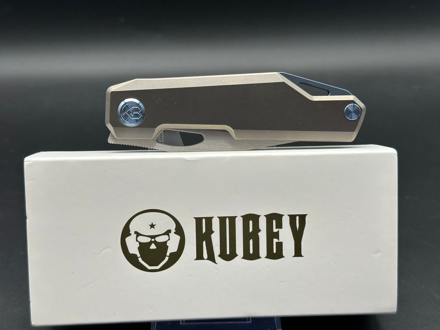 KUBEY KB340A VERIJERO FOLDING KNIFE GREY TITANIUM HANDLE 14C28N PLAIN EDGE