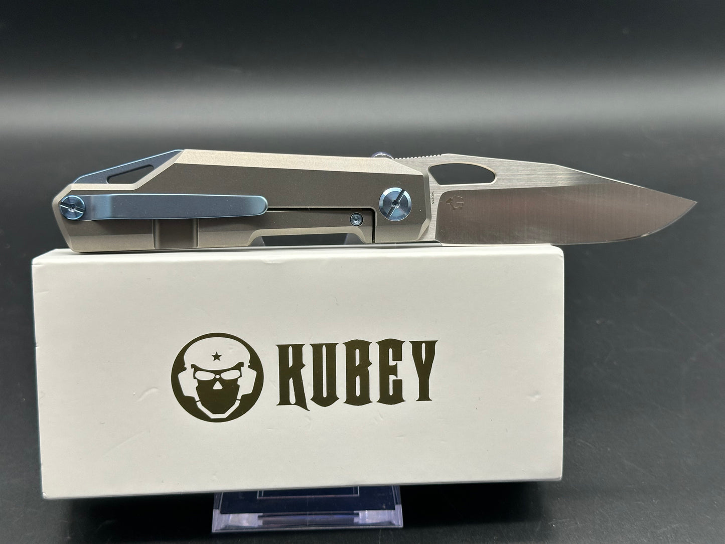 KUBEY KB340A VERIJERO FOLDING KNIFE GREY TITANIUM HANDLE 14C28N PLAIN EDGE