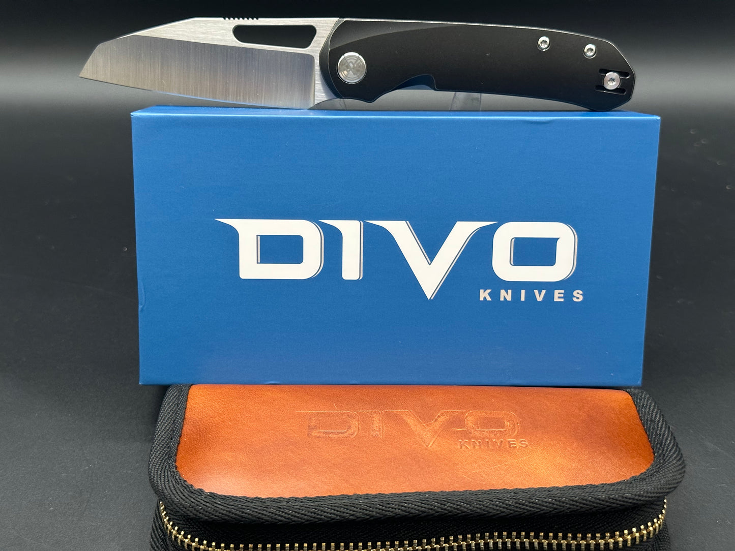 Divo Buzz black titanium