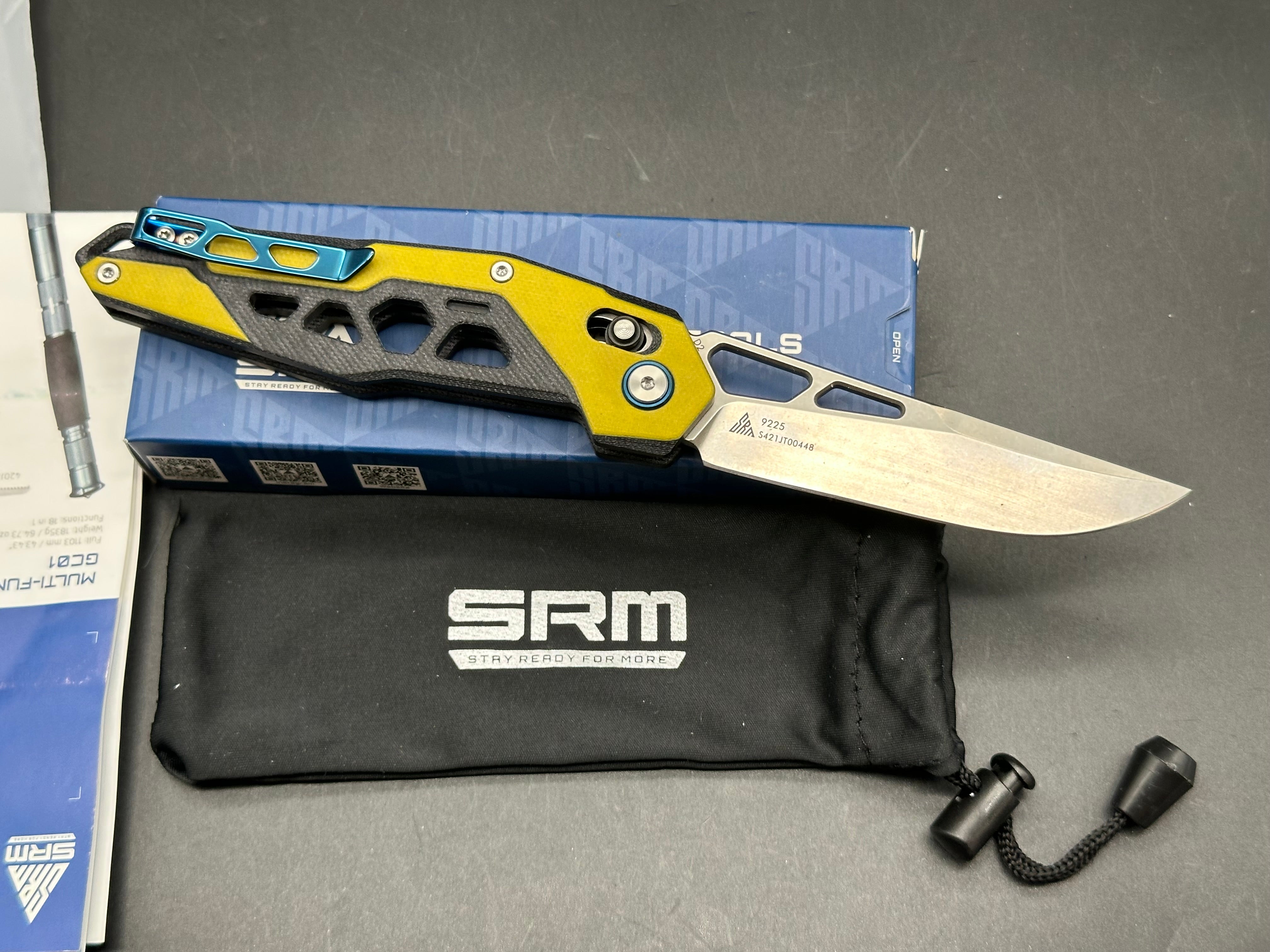 SRM  9225SRM Knives Axis Lock Folding Knife Yellow/Black G10 Scaled Handle D2 Blade