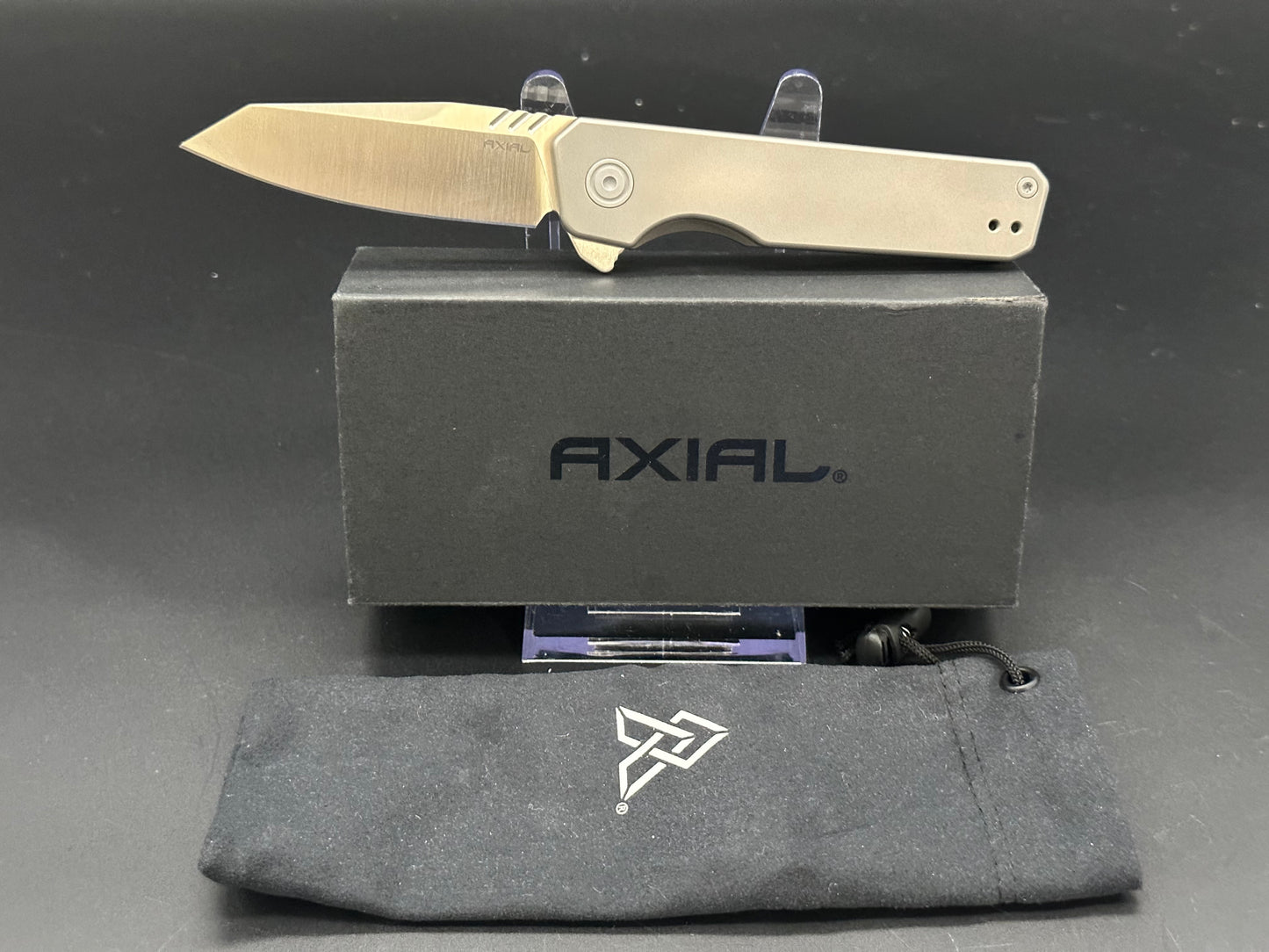 Axial Enzi Frame Lock Flipper