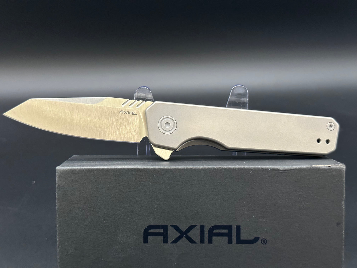 Axial Enzi Frame Lock Flipper