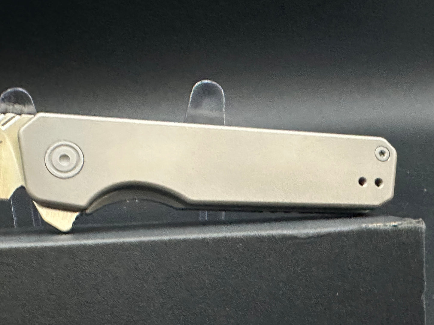 Axial Enzi Frame Lock Flipper