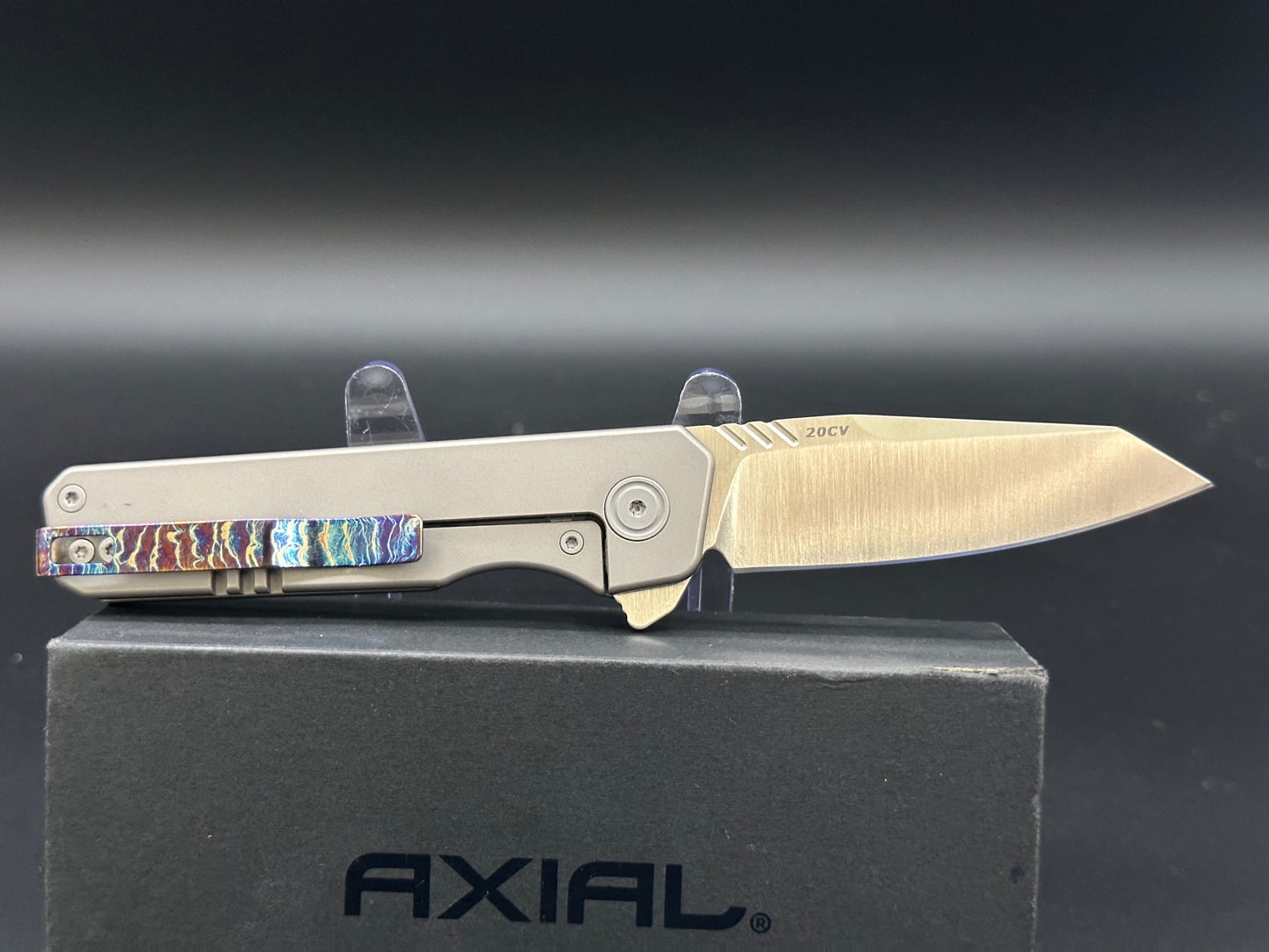 Axial Enzi Frame Lock Flipper