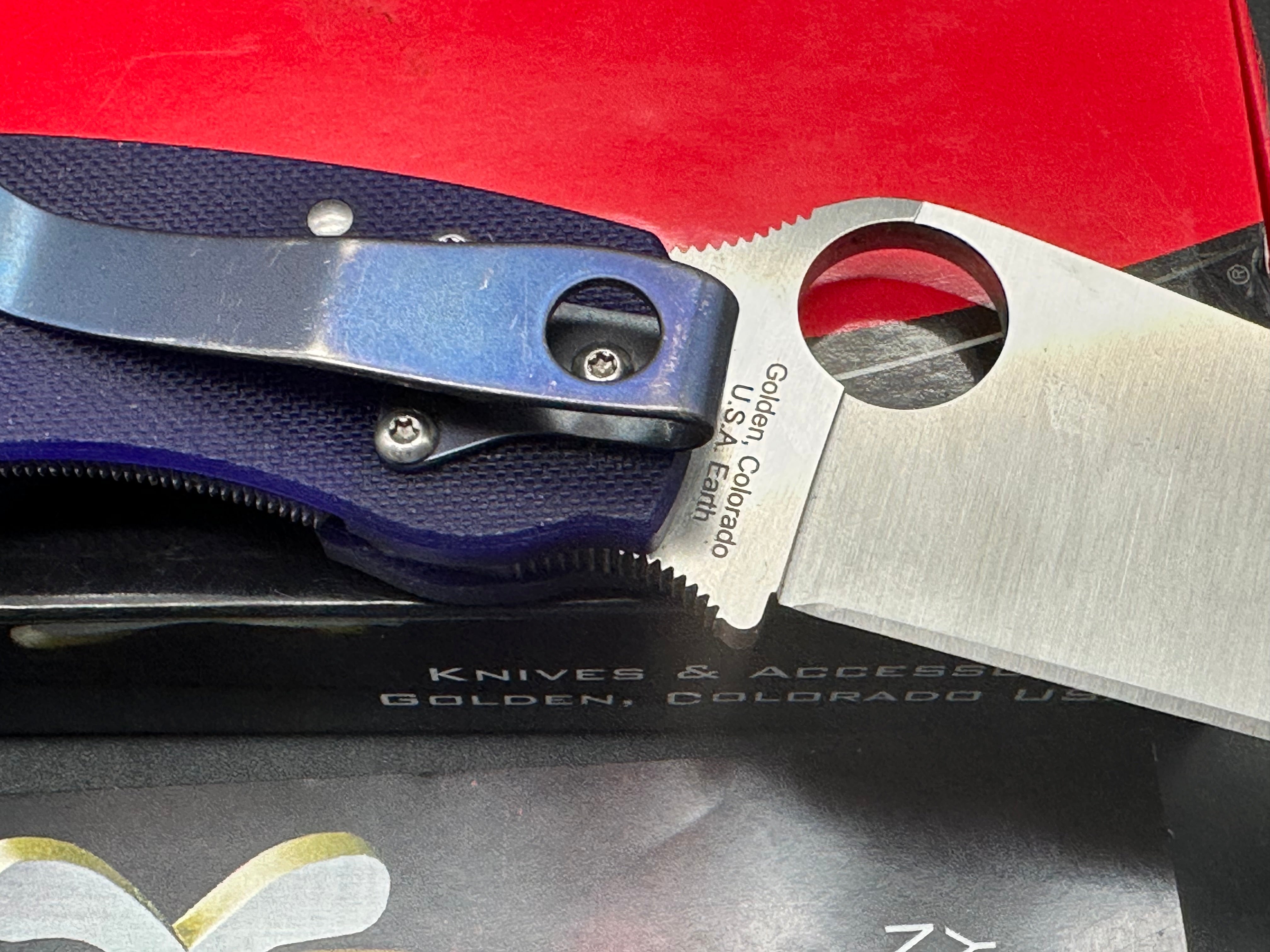 Spyderco Military Dark Blue S110V