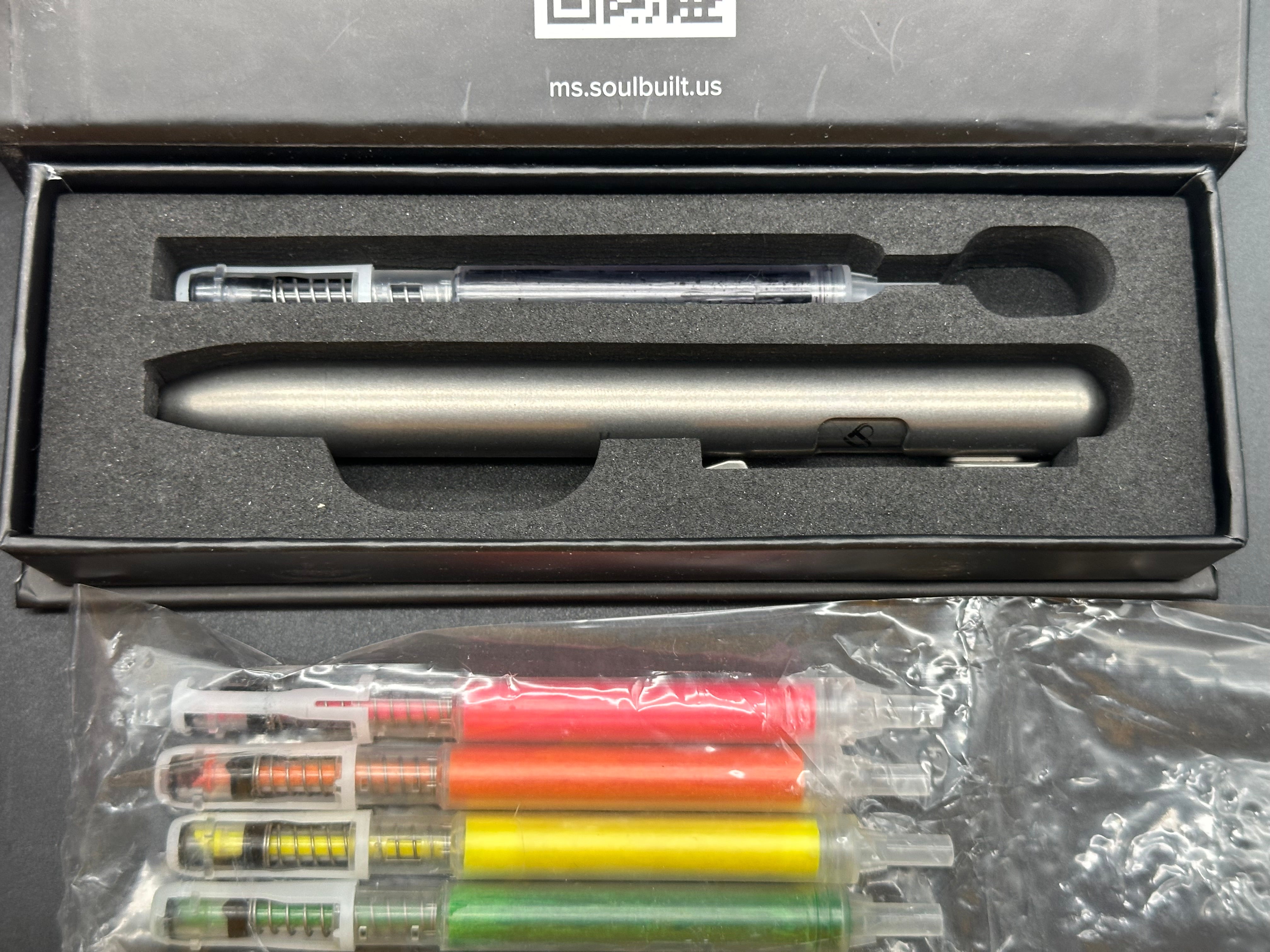 Marksmith titanium bolt highlighter with extras cartridges