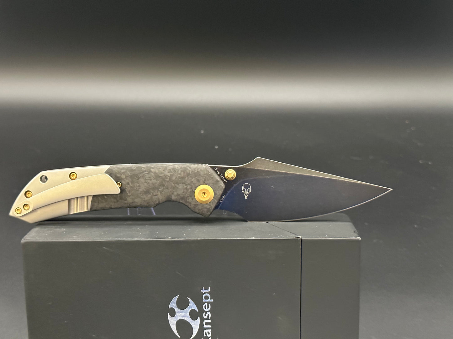 KANSEPT FENRIR SHREDDED CARBON FIBER/TITANIUM HANDLE