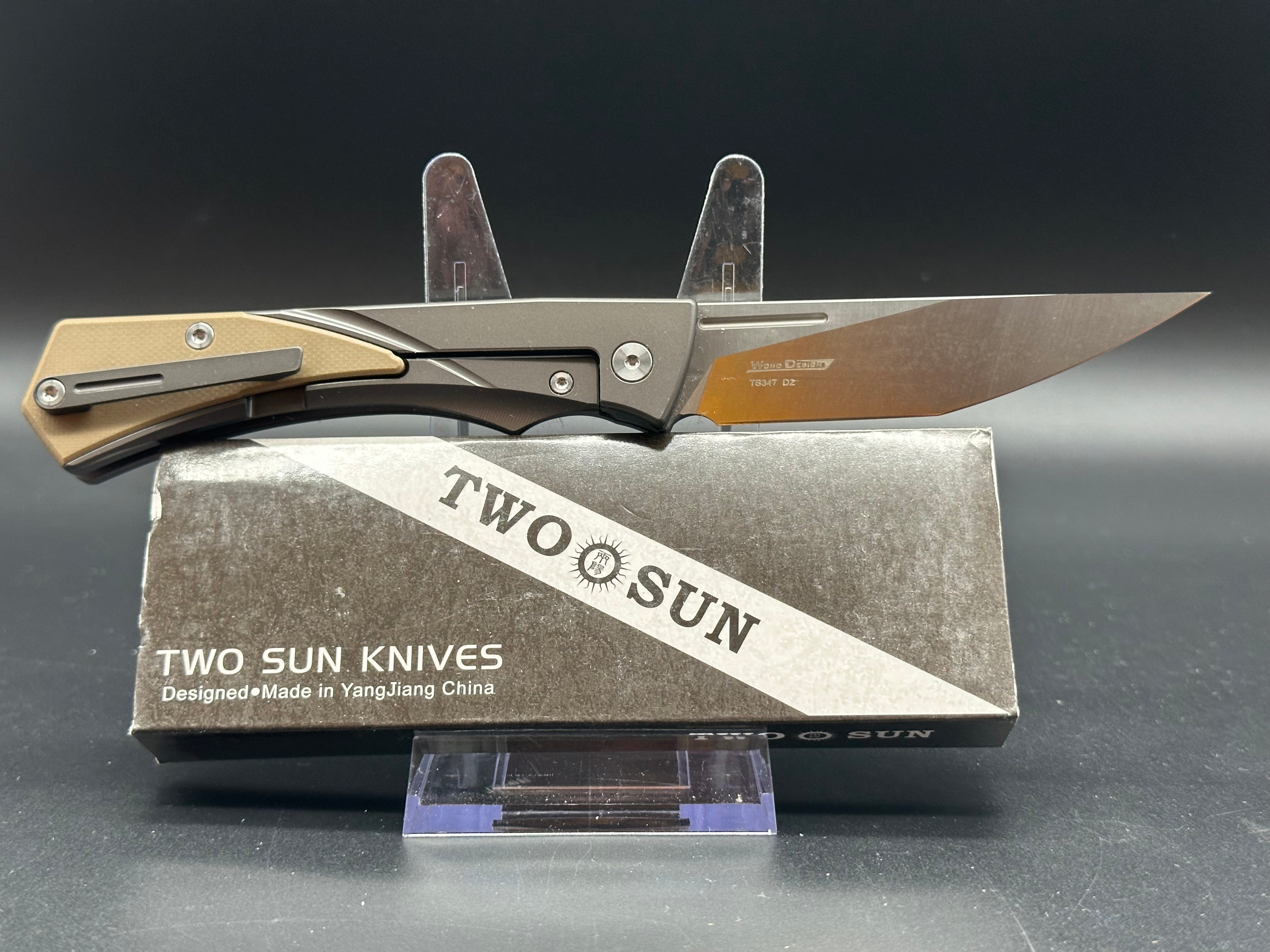 TWOSUN TS347-D2 BROWN/BLACK TITANIUM/G10 HANDLE D2 blade