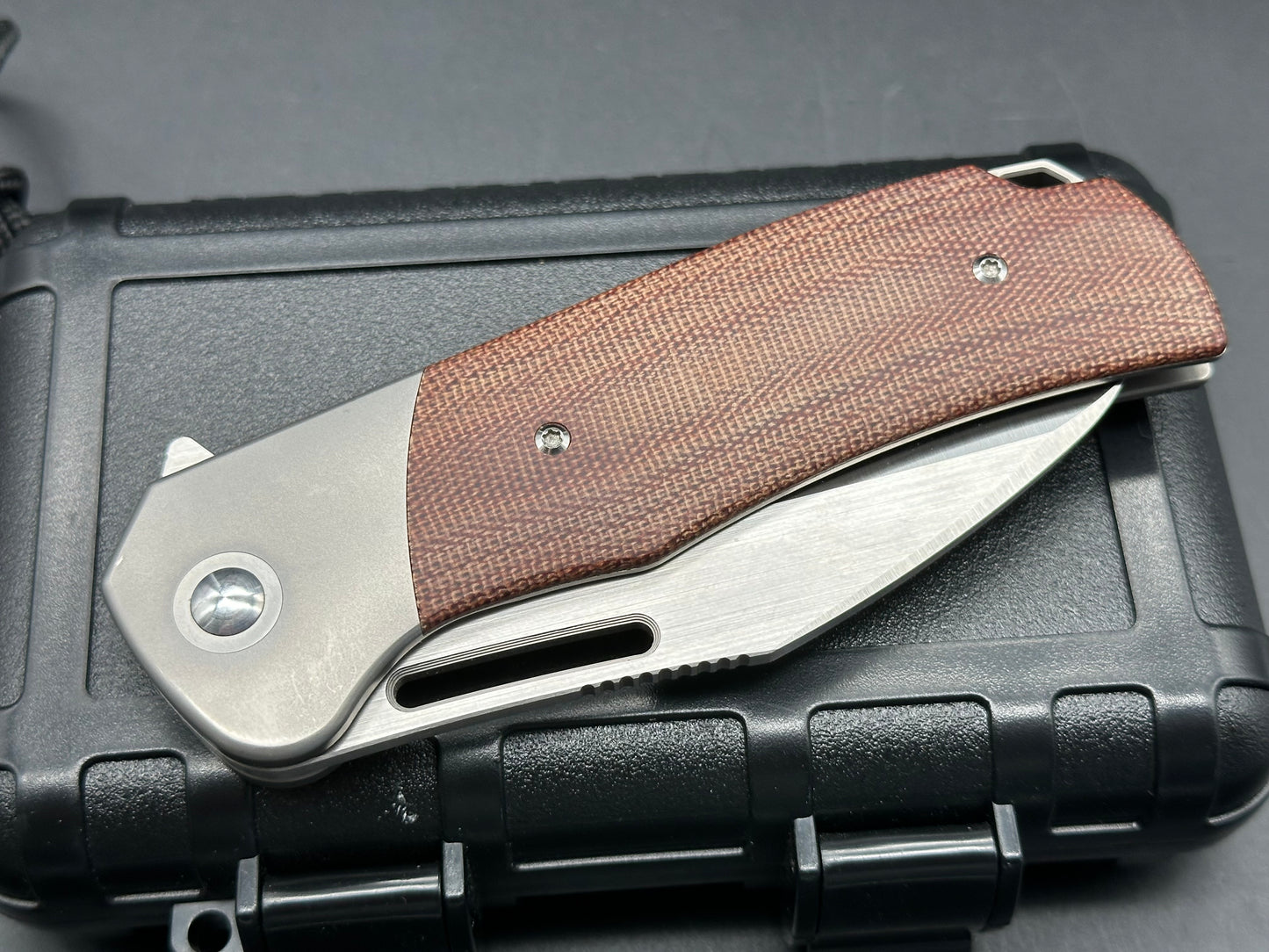 Renegade Gungnir Production Model Ti w/Micarta M390