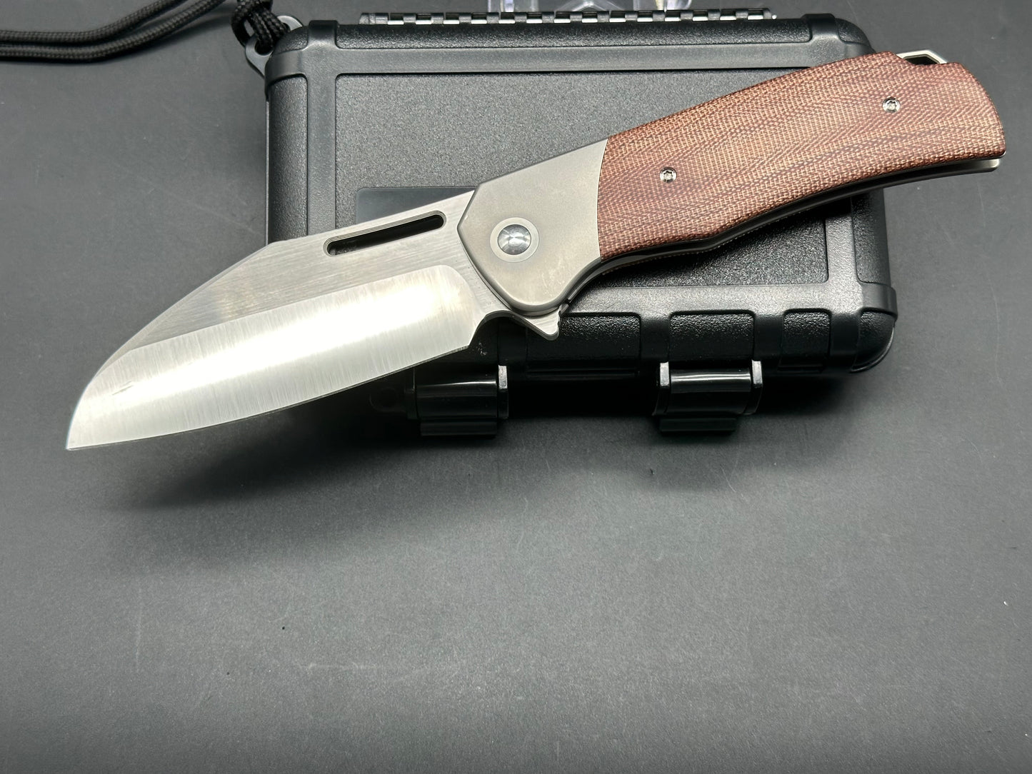 Renegade Gungnir Production Model Ti w/Micarta M390