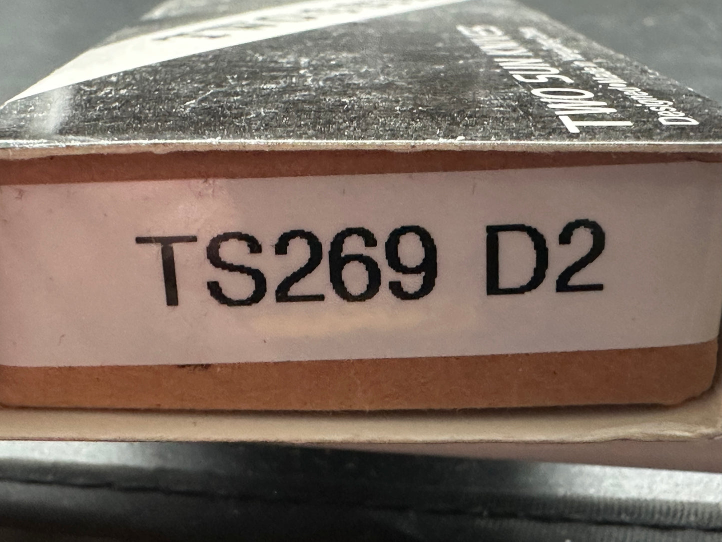 TWOSUN FOLDING KNIFE GRAY TITANIUM HANDLE D2 PLAIN EDGE TS269