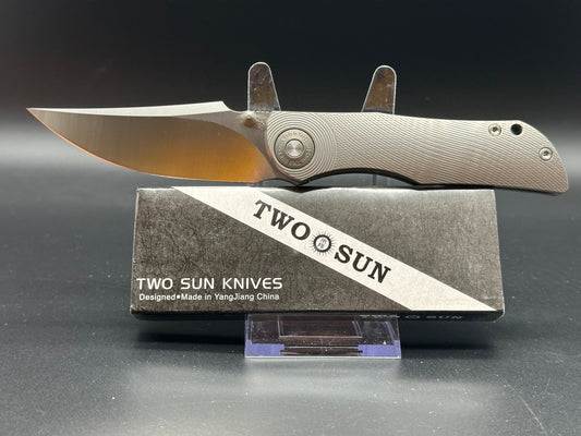 TWOSUN FOLDING KNIFE GRAY TITANIUM HANDLE D2 PLAIN EDGE TS269