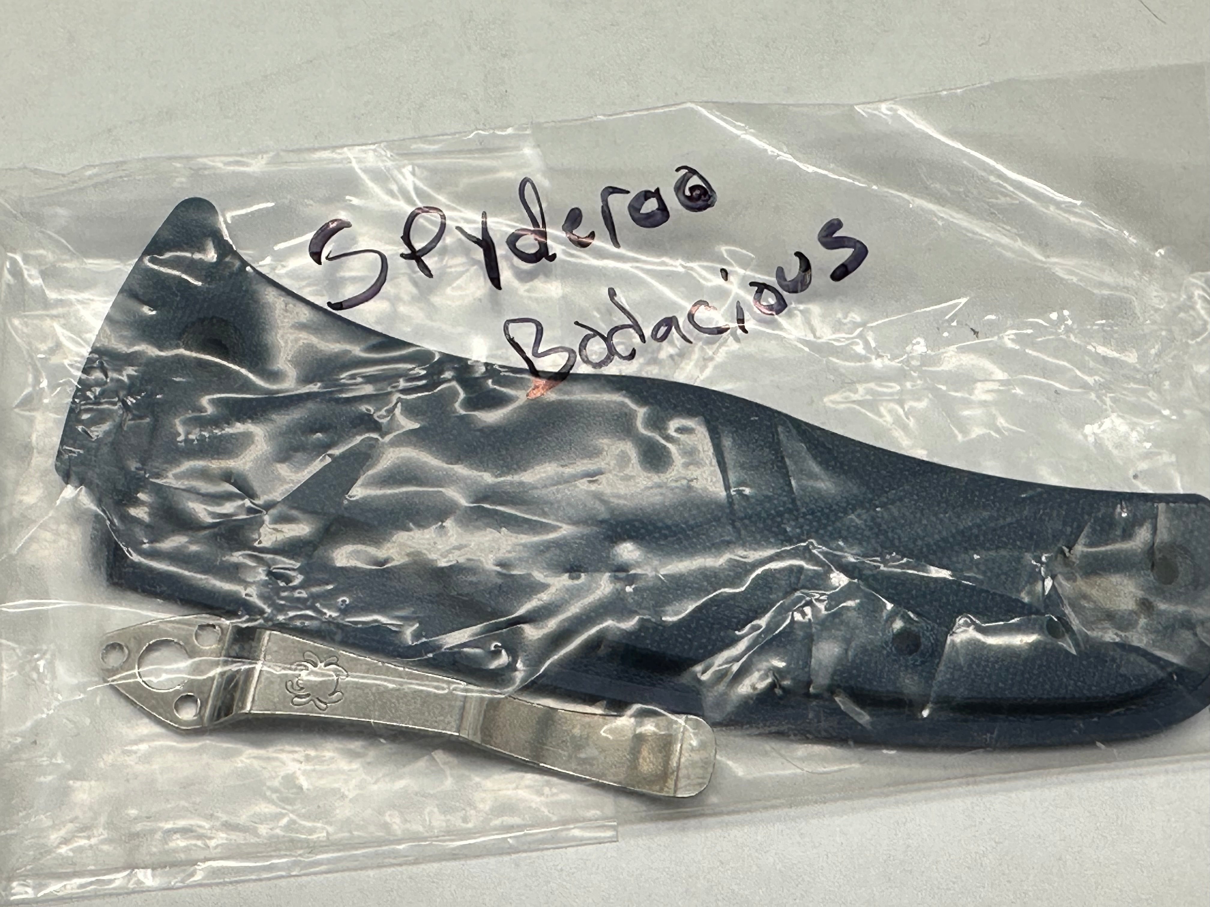 Bundle deal 6 sets of Spyderco scales & clips