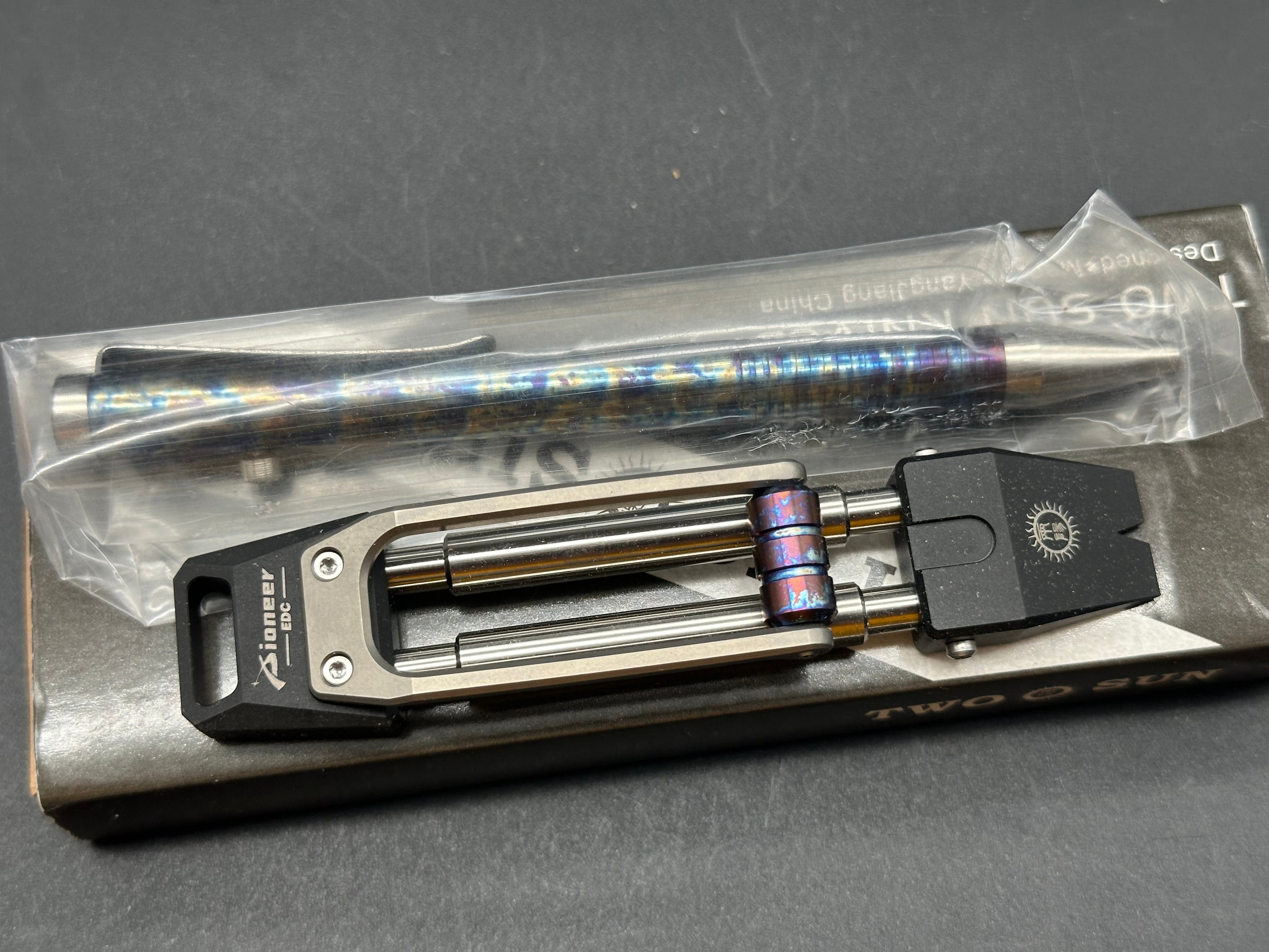 Twosun titanium set Edc pry tool Edc-20 and pen pen-3 color