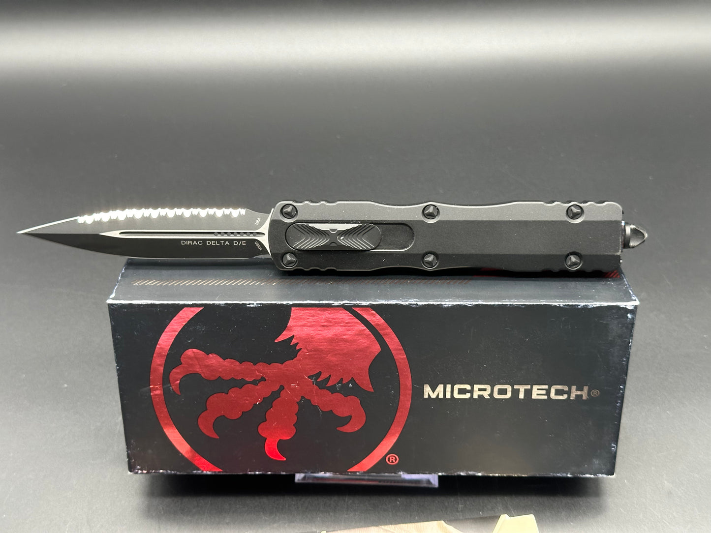 Microtech Dirac Delta w/optional Timascus clip