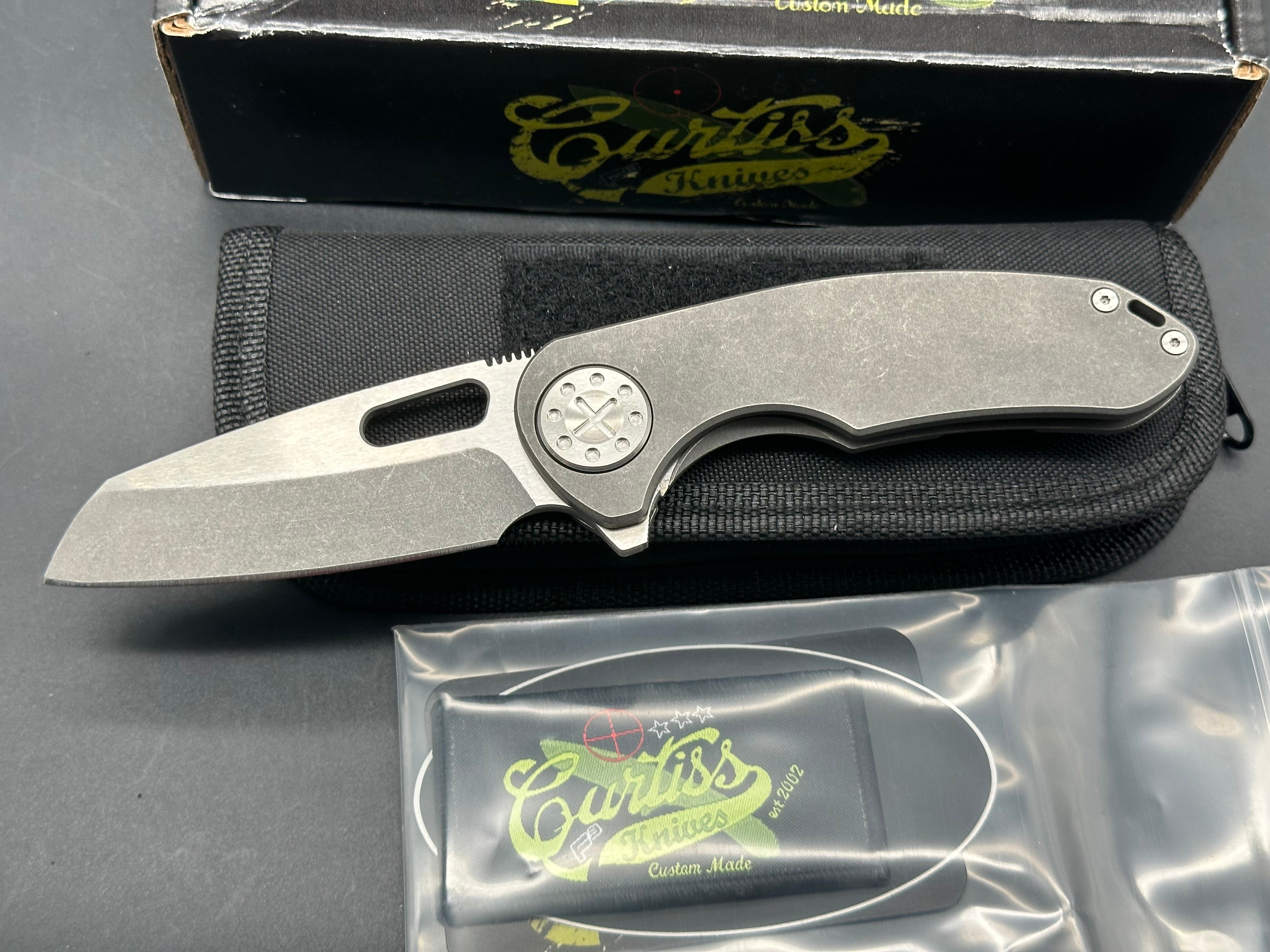 Curtiss Custom Knives F3LT Wharny Flipper, Two-tone CPM-S45VN Wharncliffe Blade
