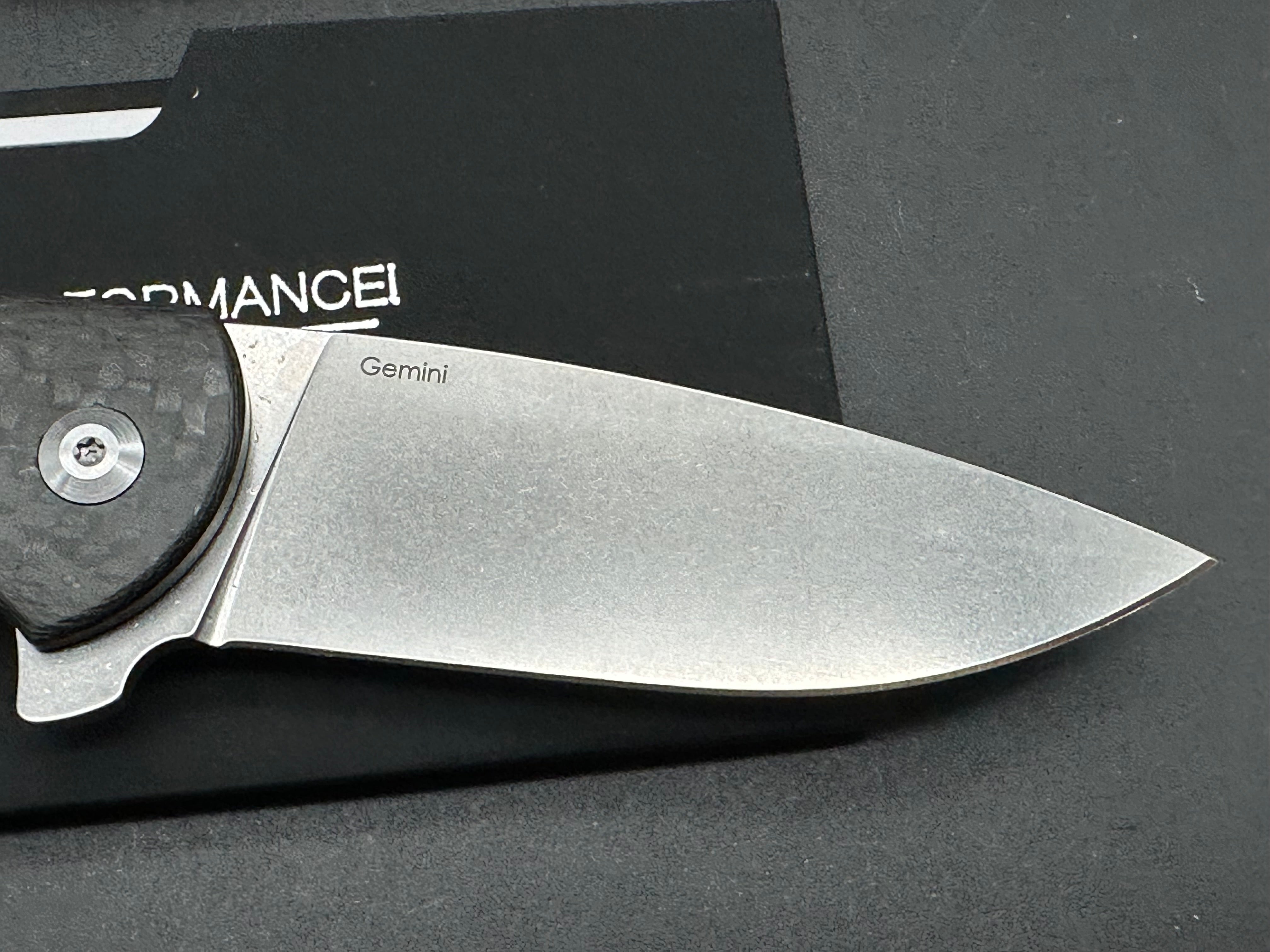 Kizer Gemini CF, 3.125" S35VN Stonewash Blade with Carbon FIber Handle