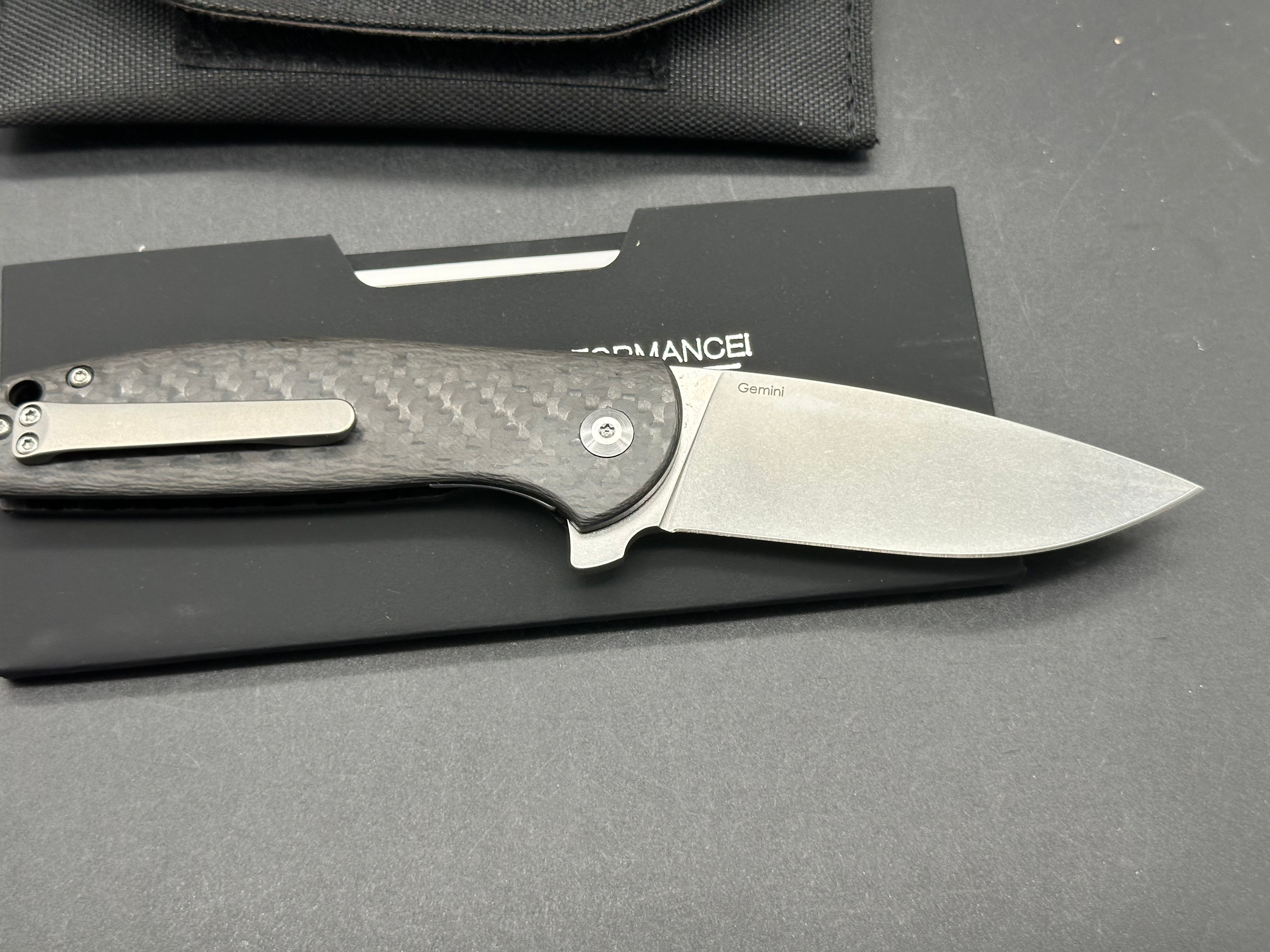 Kizer Gemini CF, 3.125" S35VN Stonewash Blade with Carbon FIber Handle