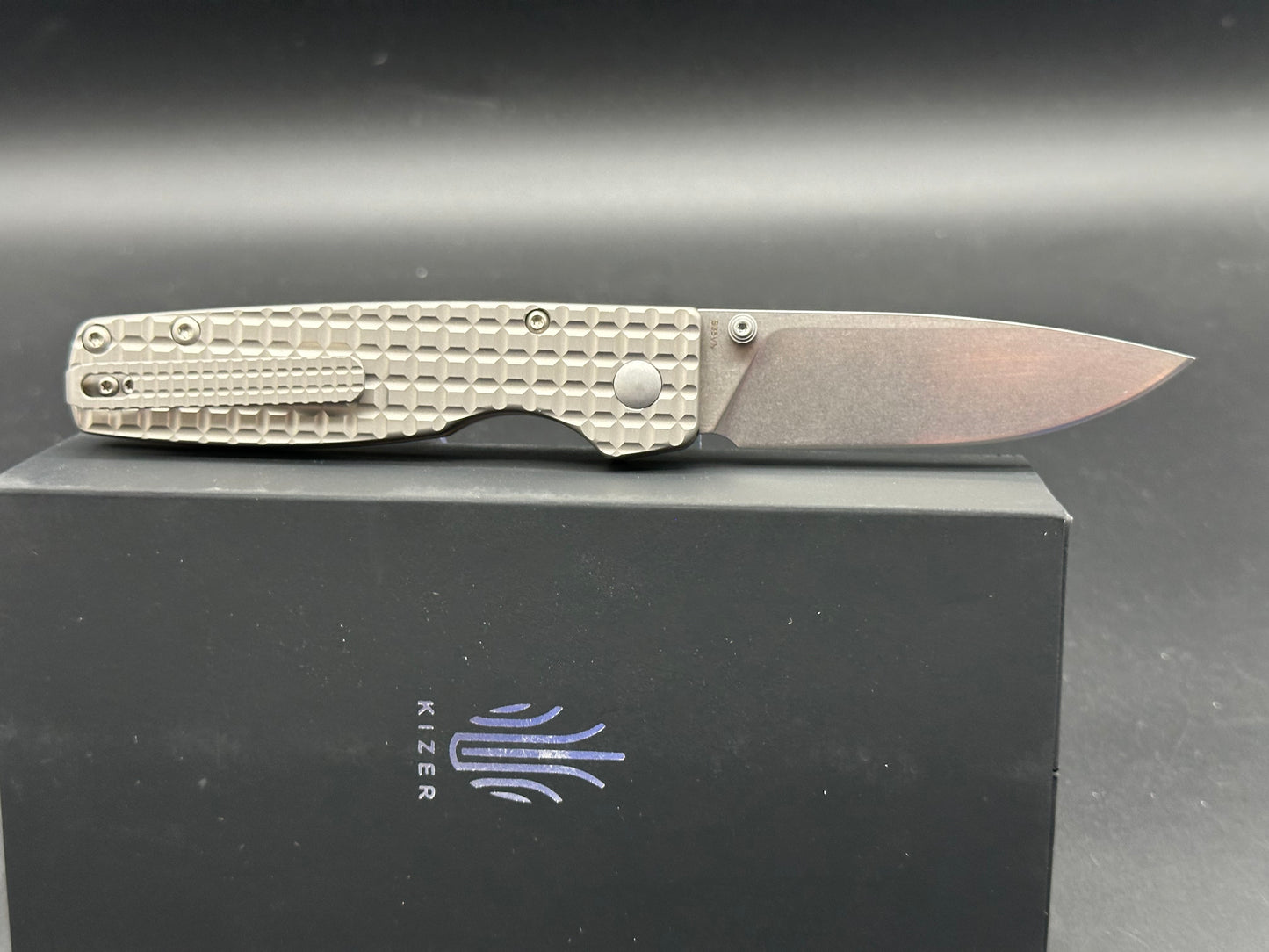 Kizer Original XL, 3.27" S35VN Stonewash Blade with Titanium Frag Handle