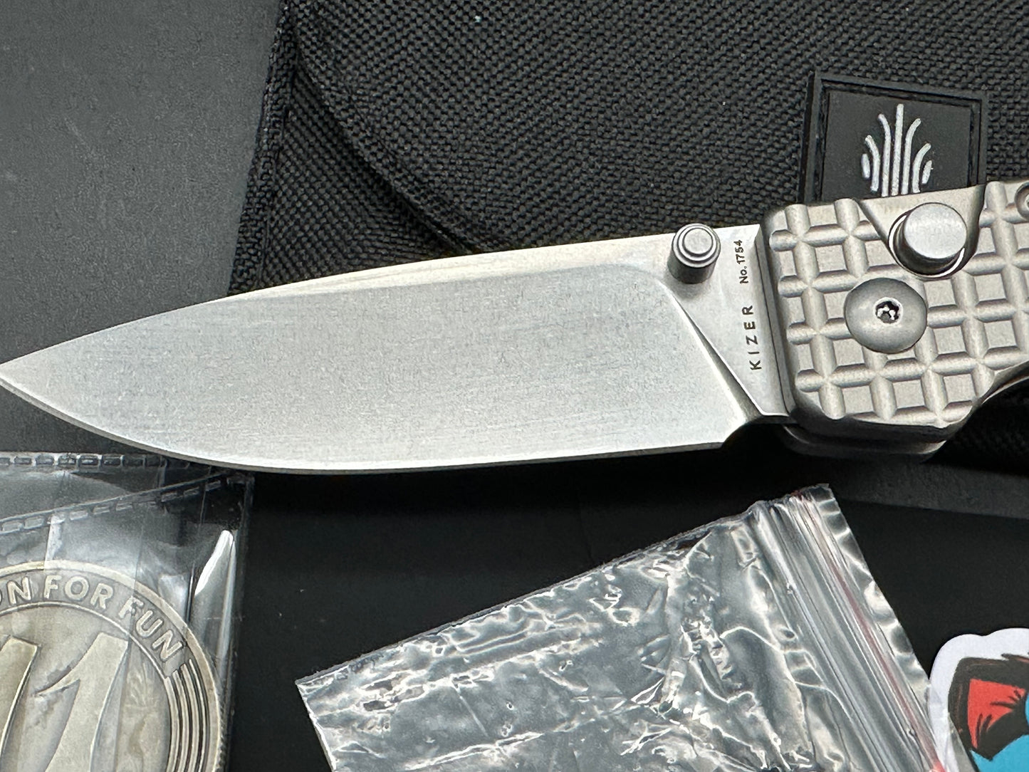 Kizer Original XL, 3.27" S35VN Stonewash Blade with Titanium Frag Handle