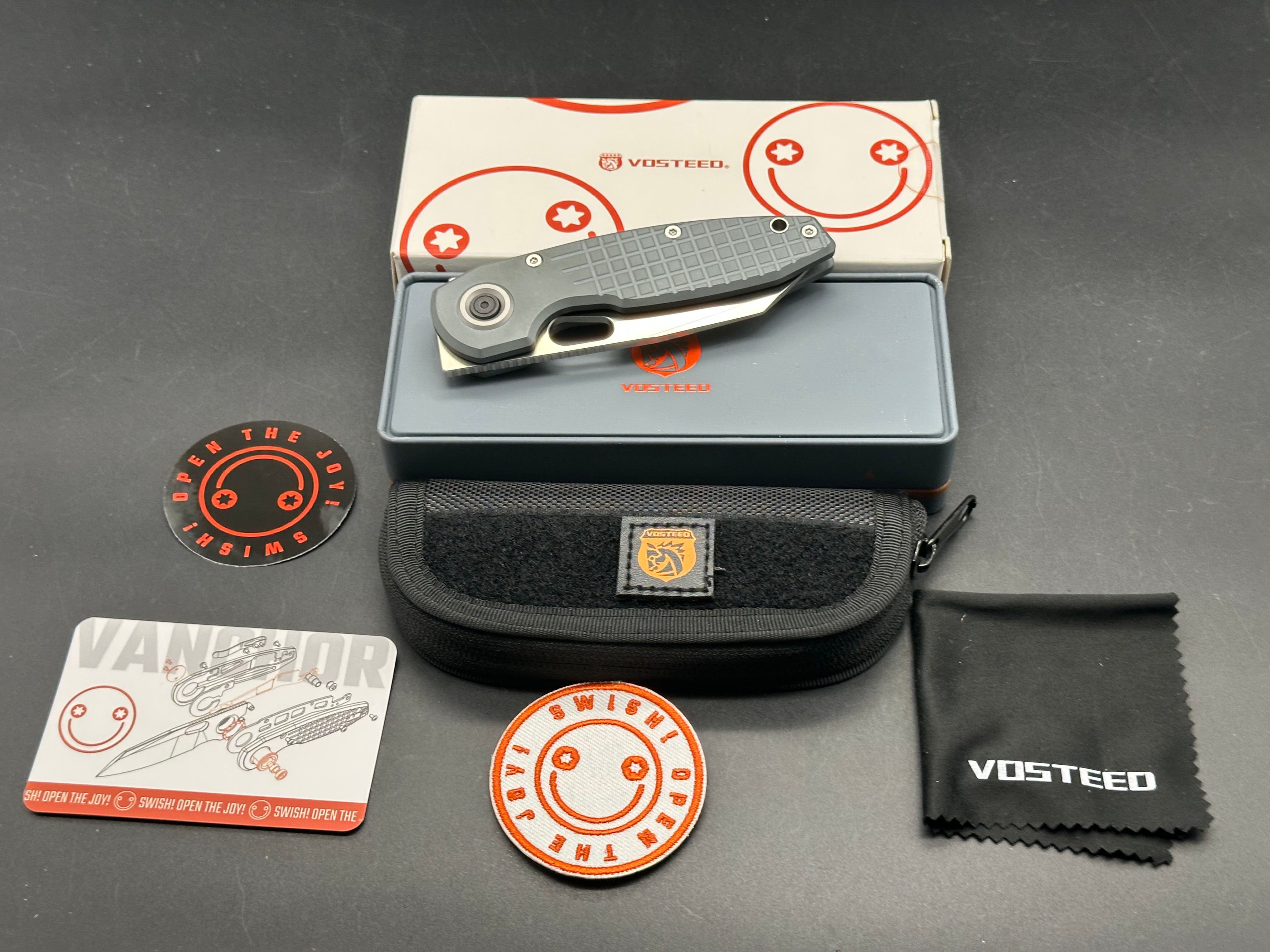 Vosteed Ankylo, Satin Elmax Blade, Gray Aluminum Handles