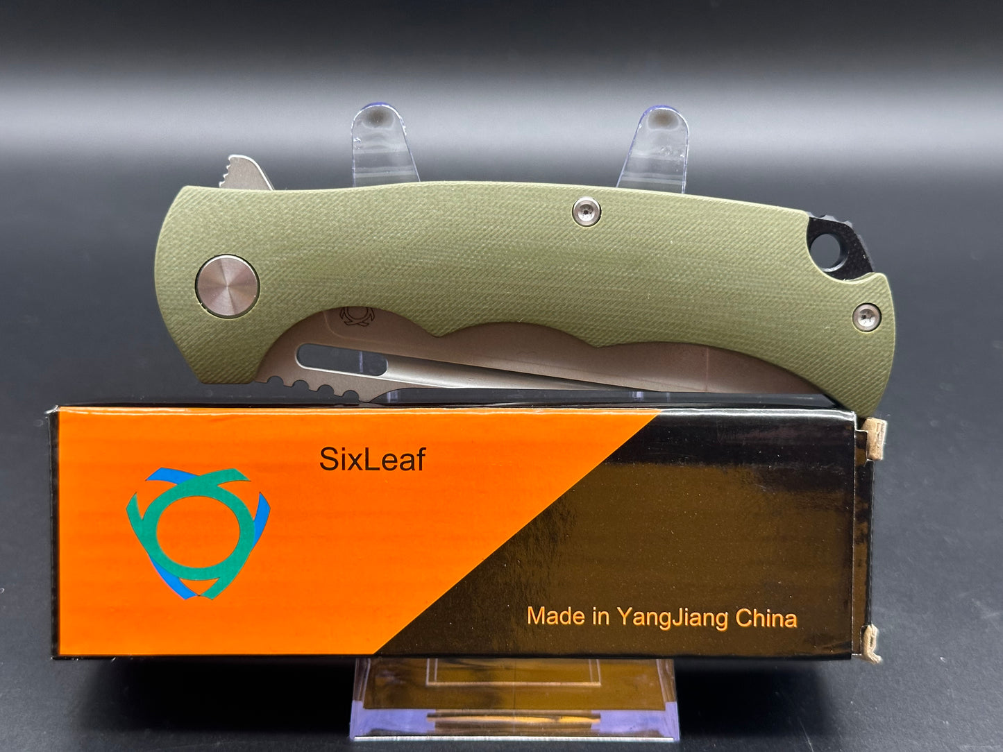 SIXLEAF FOLDING KNIFE GREEN G10 HANDLE D2 PLAIN EDGE SL-01