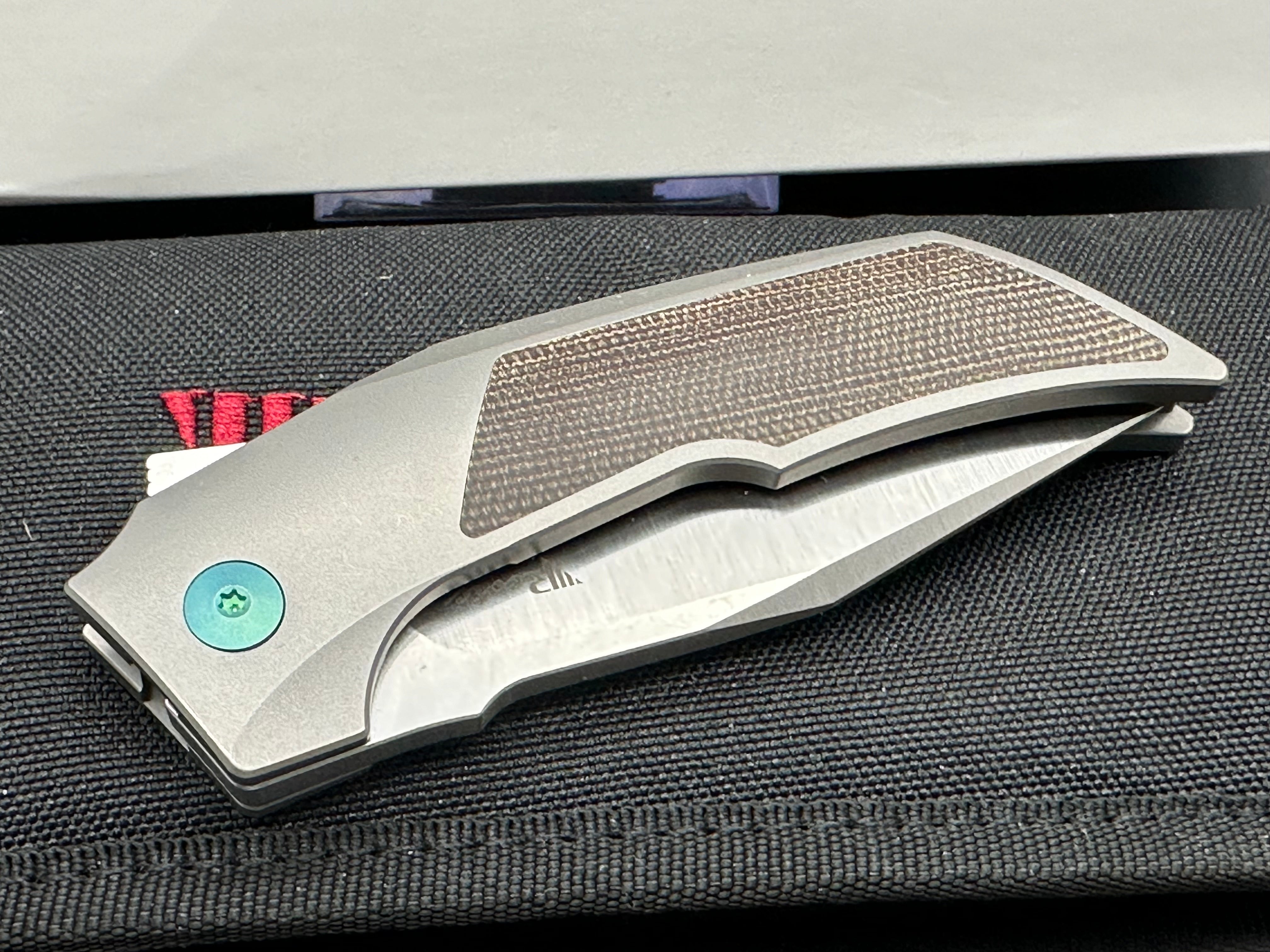 Reate T3000 Brown Micarta Green Pivot/Screws M390