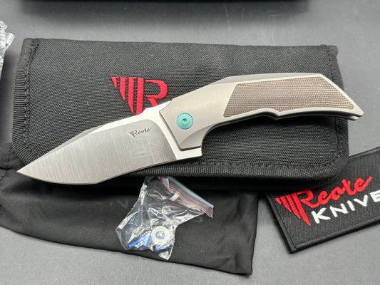 Reate T3000 Brown Micarta Green Pivot/Screws M390