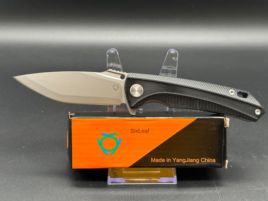 SIXLEAF SL-09 FOLDING KNIFE BLACK G10 HANDLE D2 PLAIN EDGE