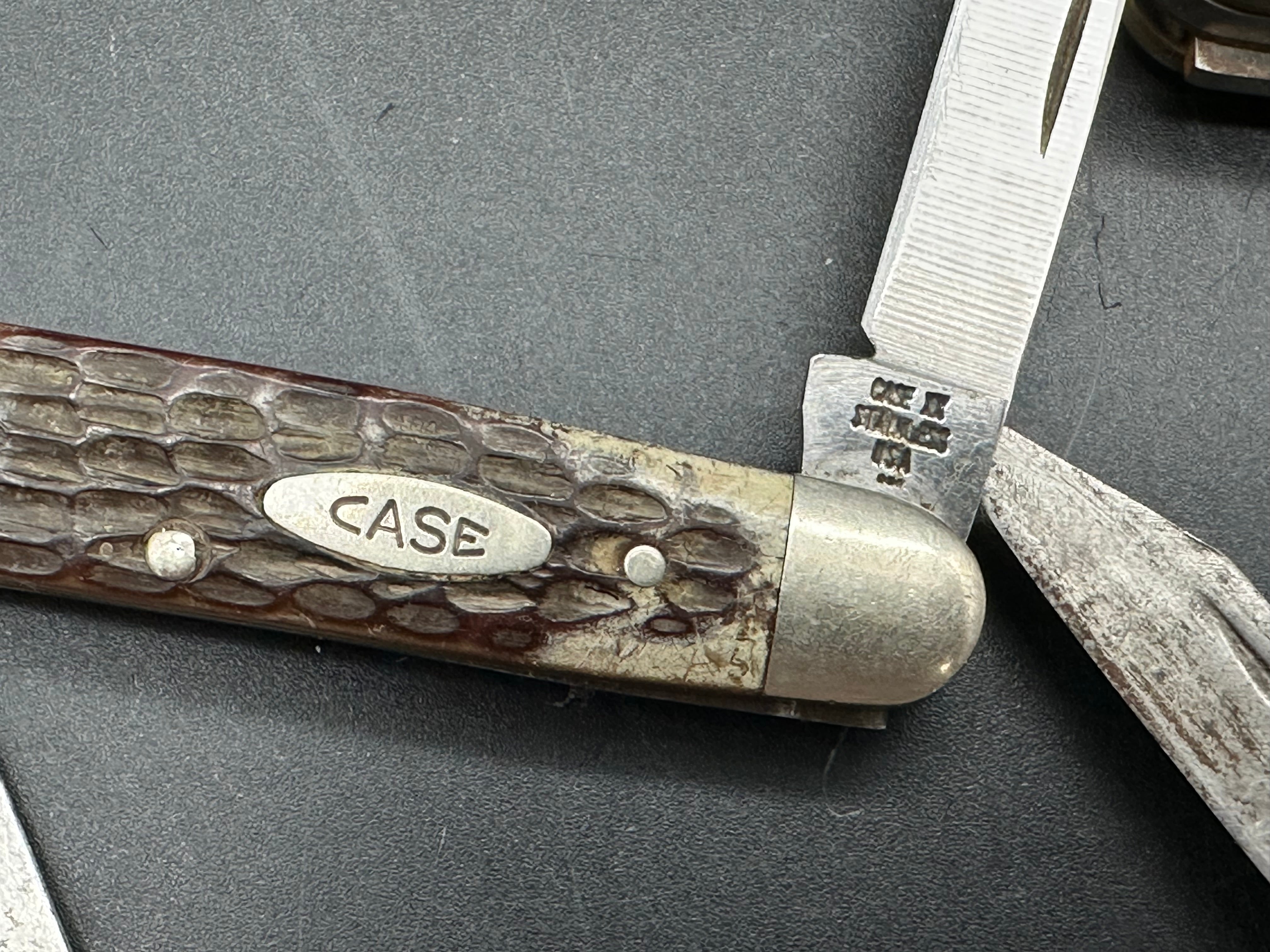 Bundle of 27 Case knives