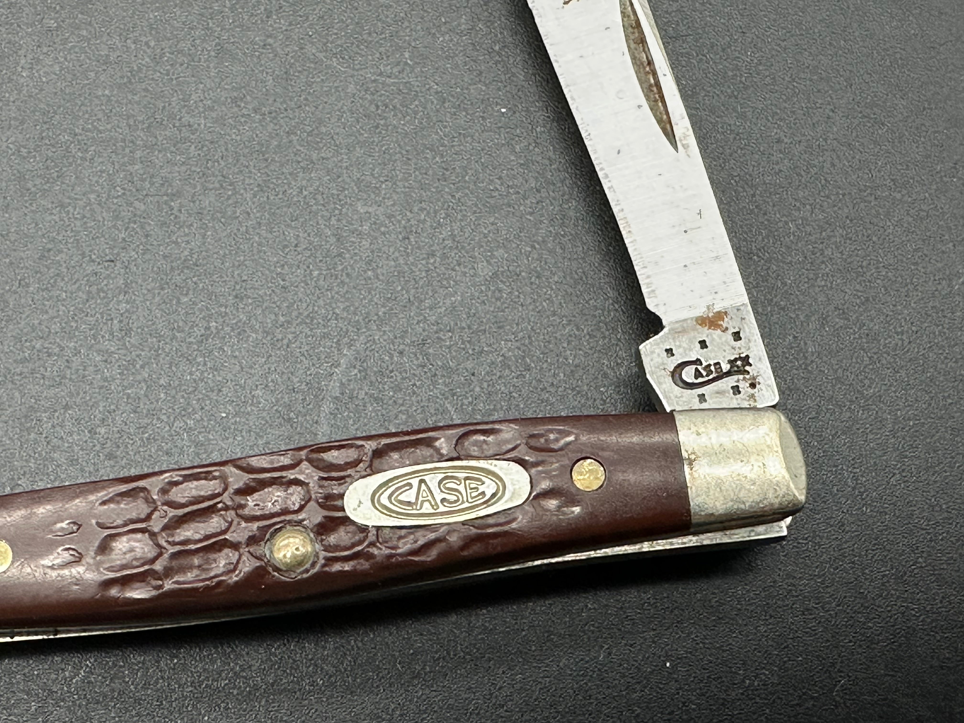 Bundle of 27 Case knives