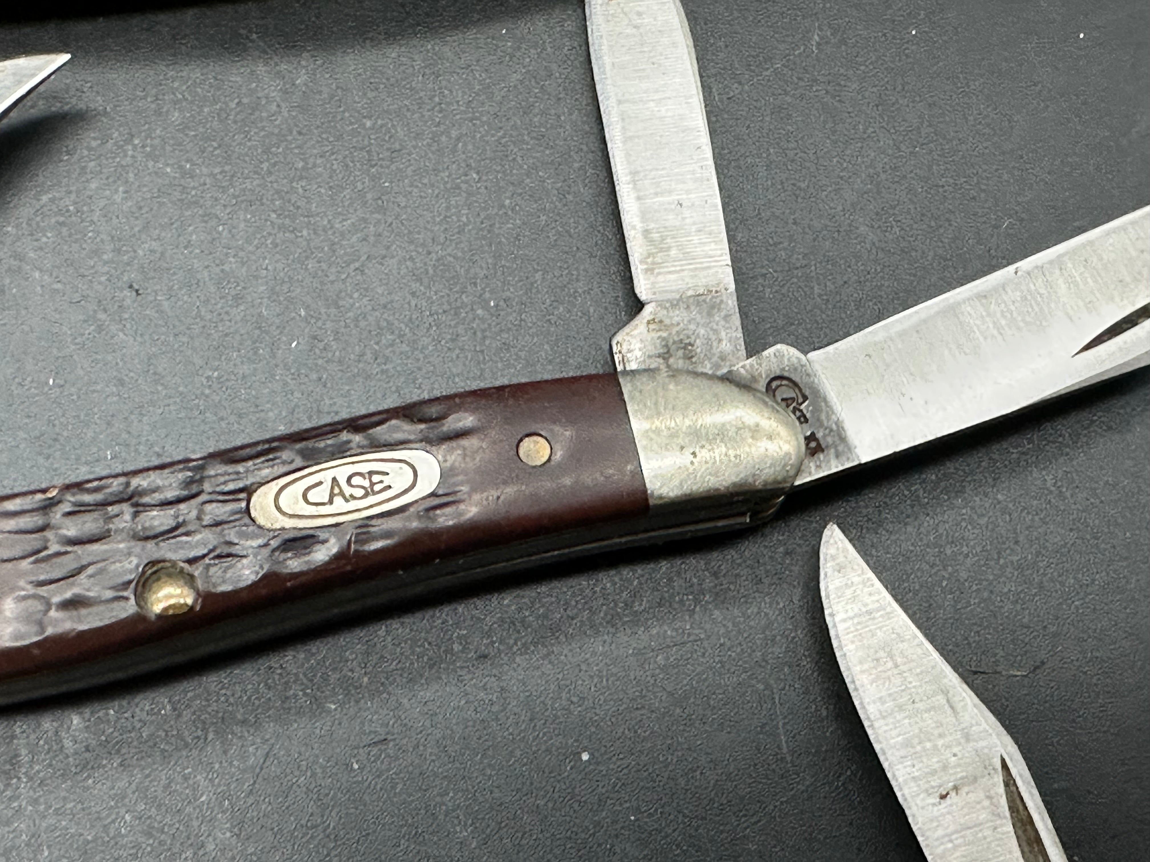 Bundle of 27 Case knives