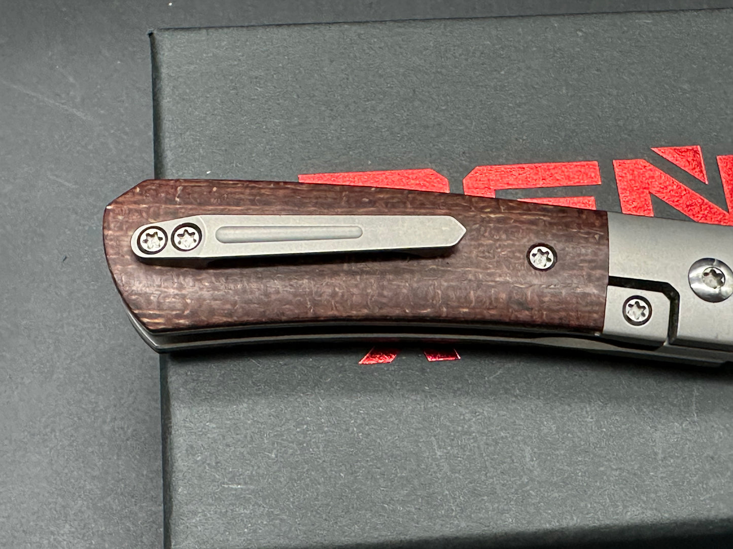 Pena X Apache Brown Burlap Micarta M390