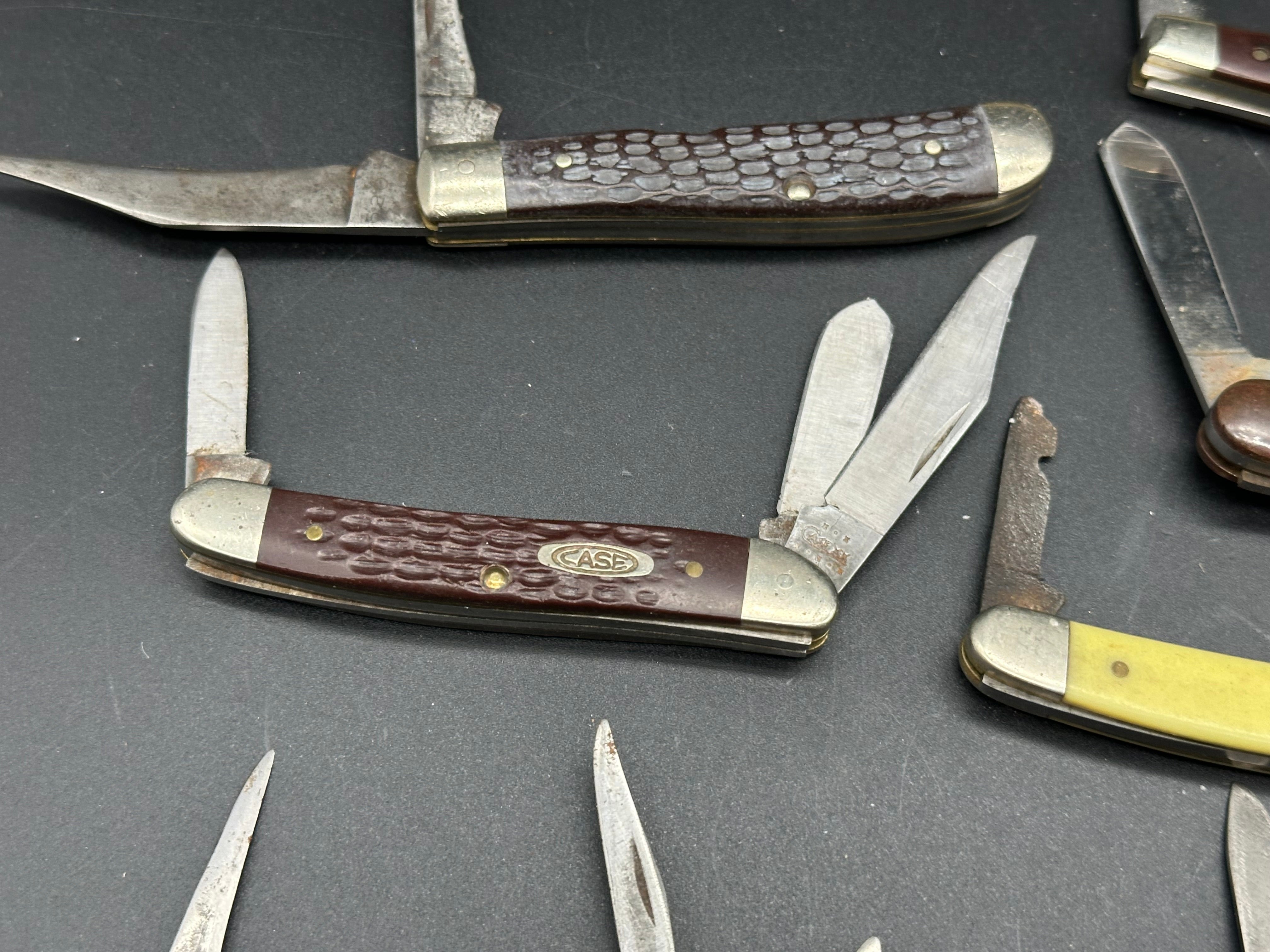 Bundle of 27 Case knives
