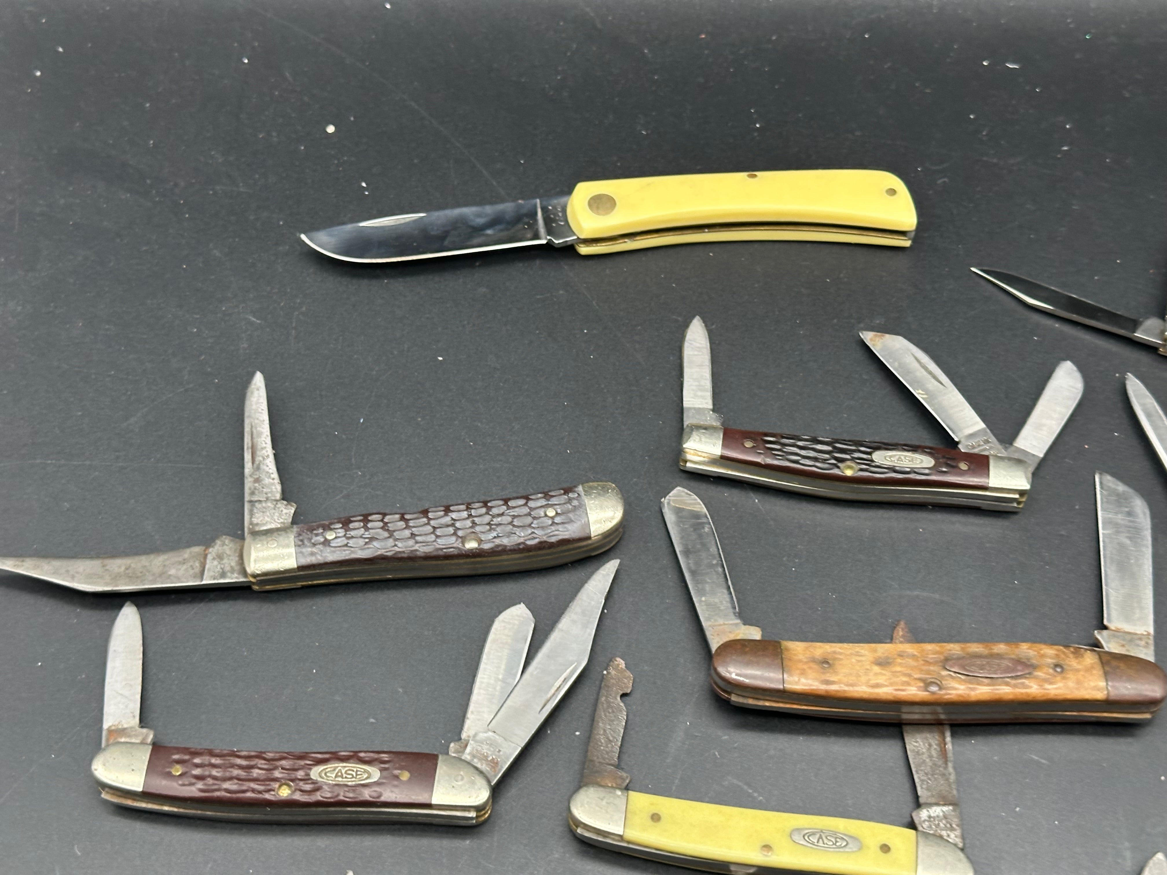 Bundle of 27 Case knives