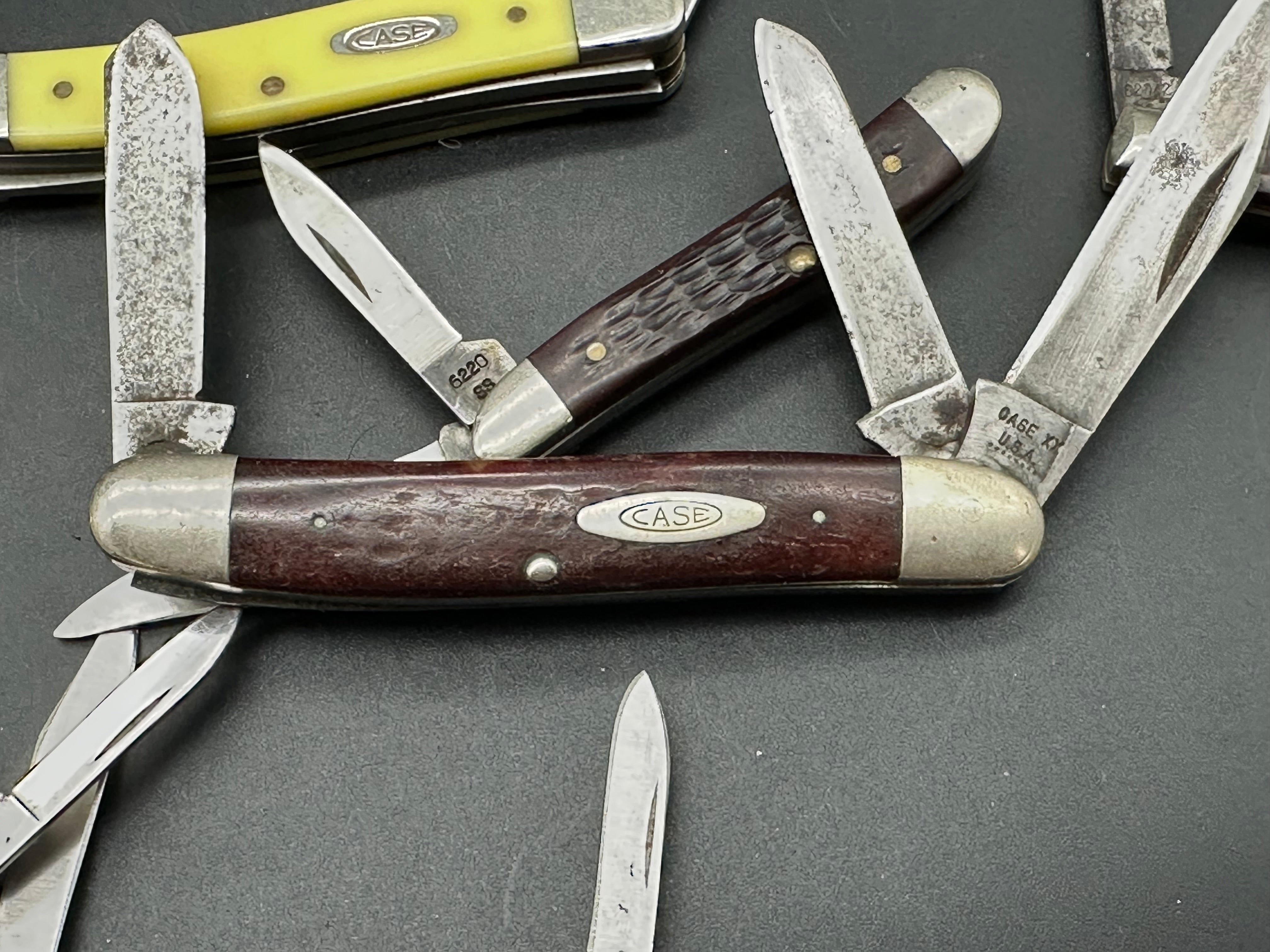 Bundle of 27 Case knives