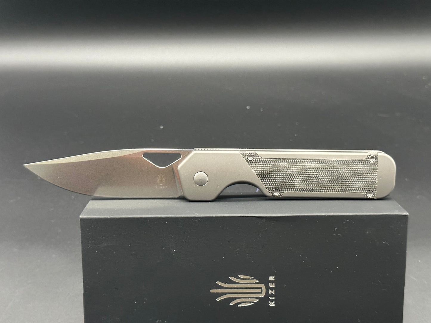 KIZER MILITAW POCKET KNIFE JONATHAN STYLE TITANIUM & MICARTA