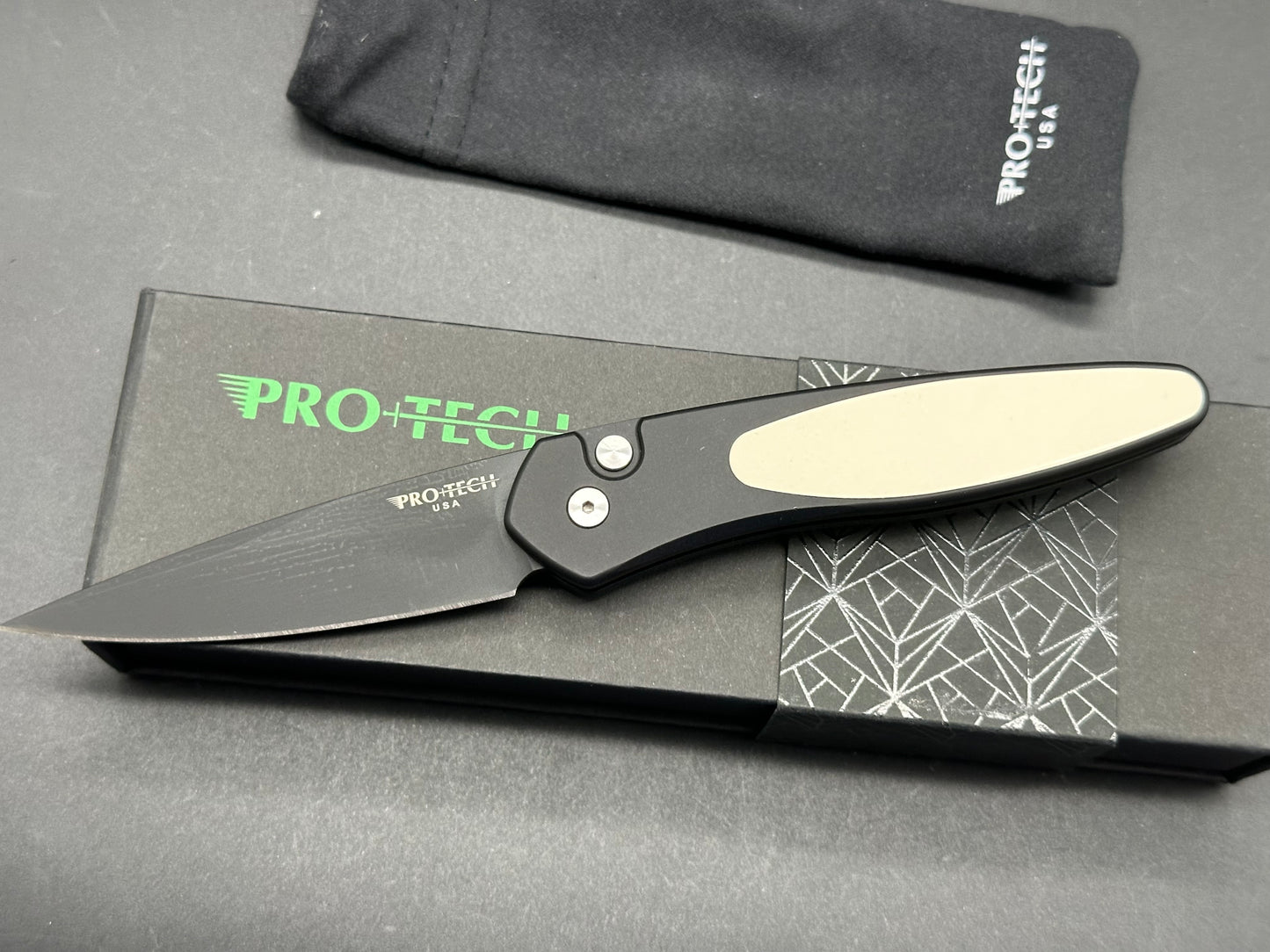 ProTech Newport Tuxedo Automatic Knife Black/Ivory Micarta (3" Black)