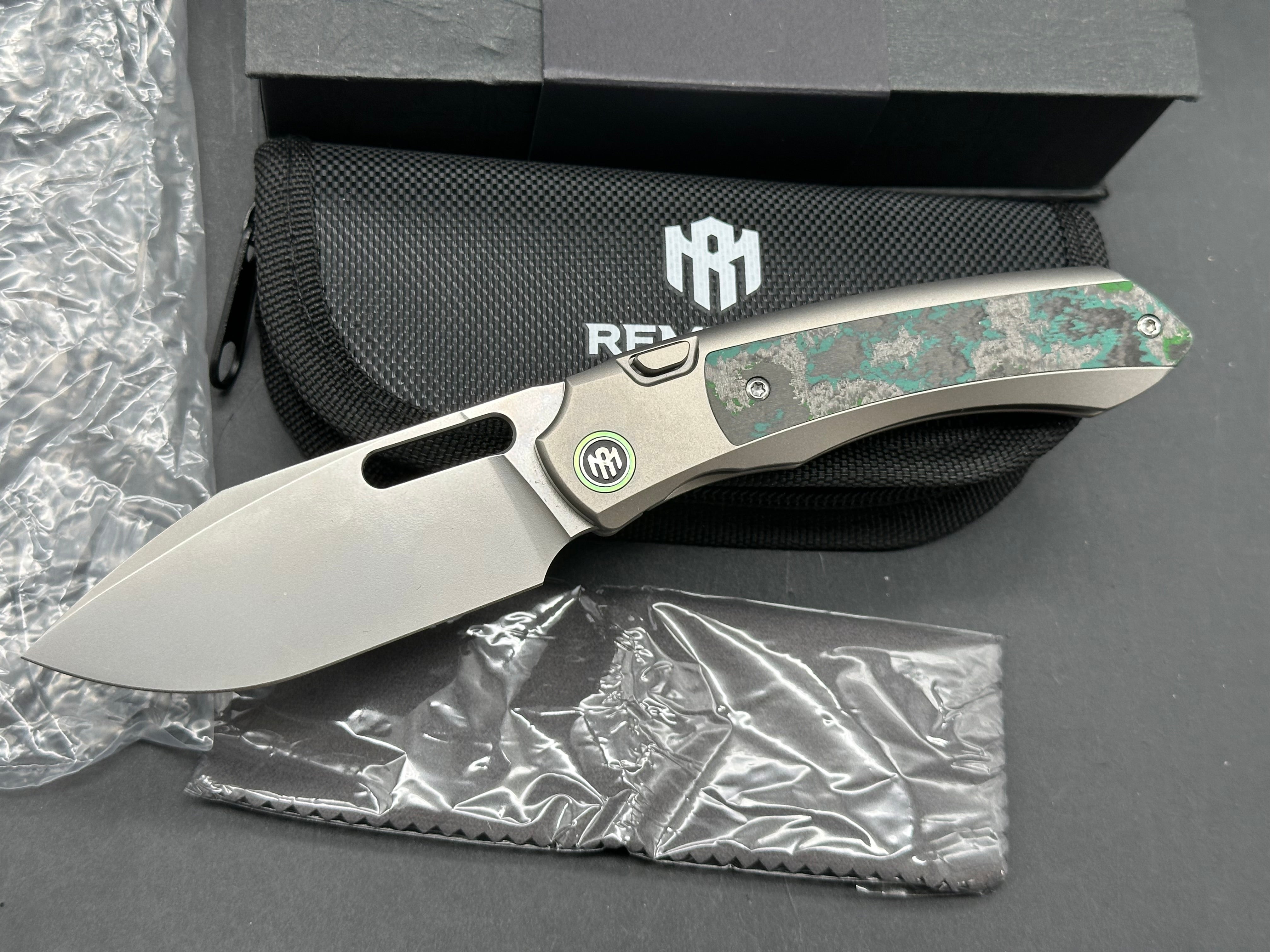 REMETTE RT-ORCA TITANIUM & KELP BED CAMOCARBON HANDLE M390 BLADE