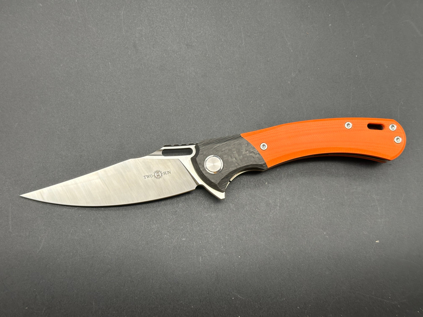 TWOSUN FLIPPER FOLDING KNIFE ORANGE TITANIUM/CARBON FIBER/G10 HANDLE M390 PLAIN EDGE TS127