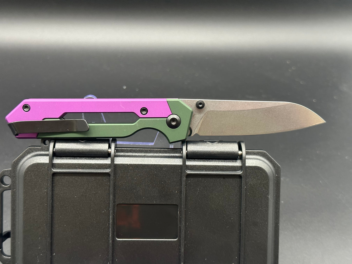 Kizer Hyper includes extra set of scales