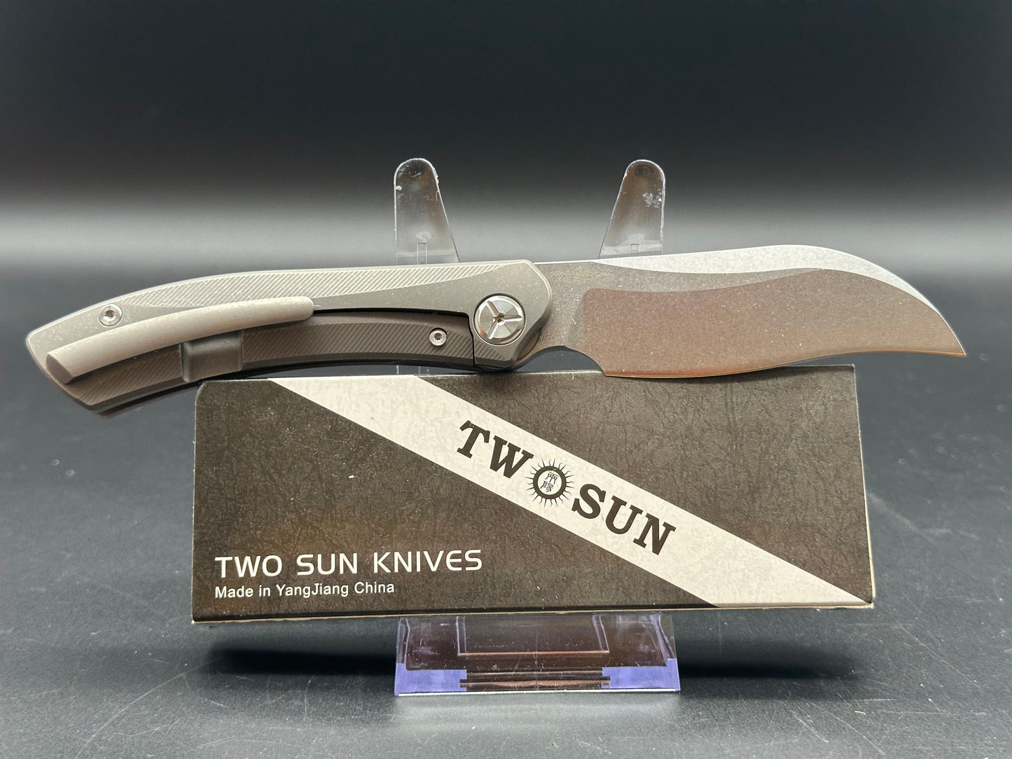 TWOSUN FOLDING KNIFE GRAY TITANIUM HANDLE 14C28N PLAIN EDGE STONEWASH FINISH TS323