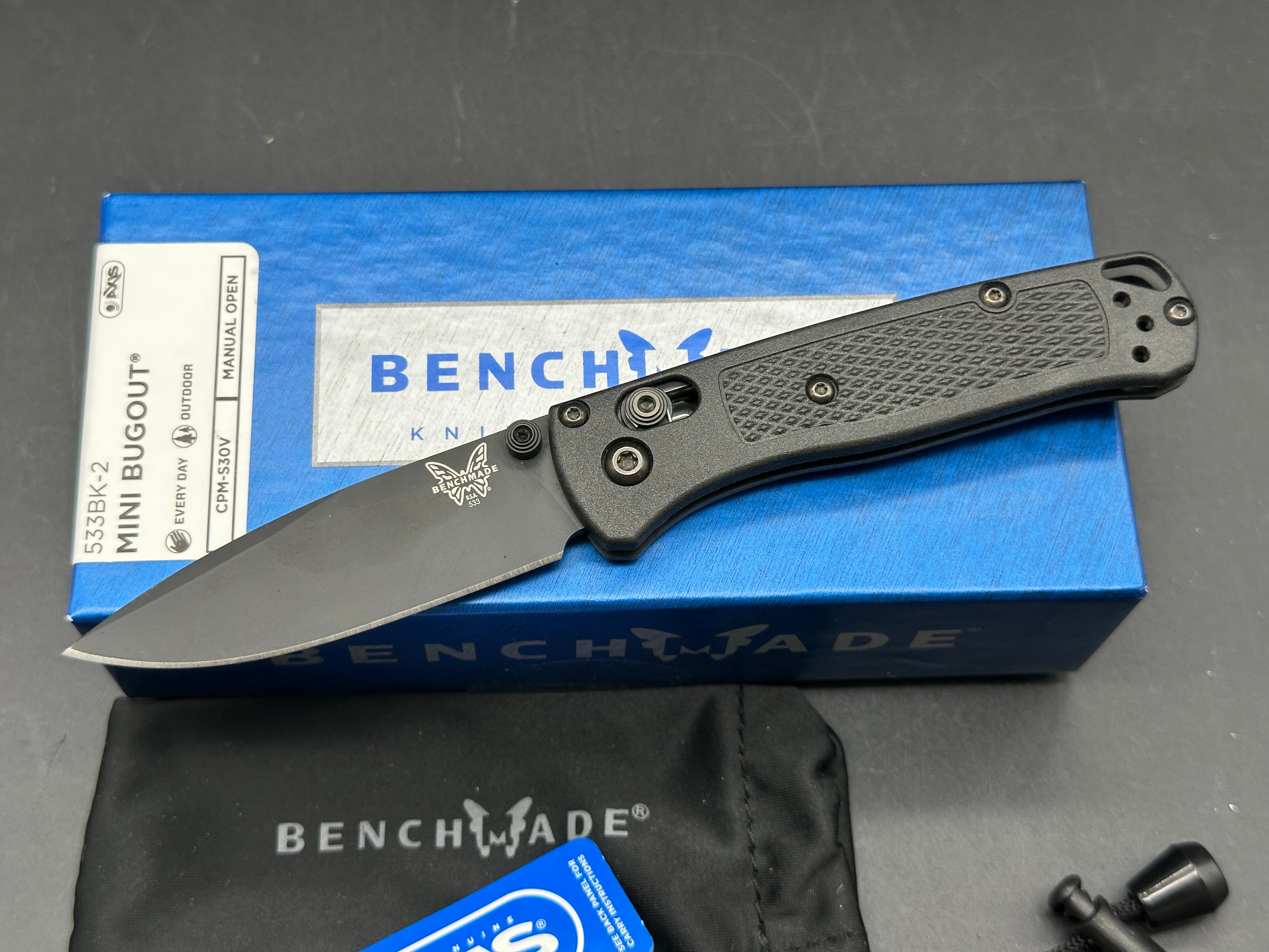 Benchmade Mini Bugout Black CF Elite Handle, 2.8" S30v Blade