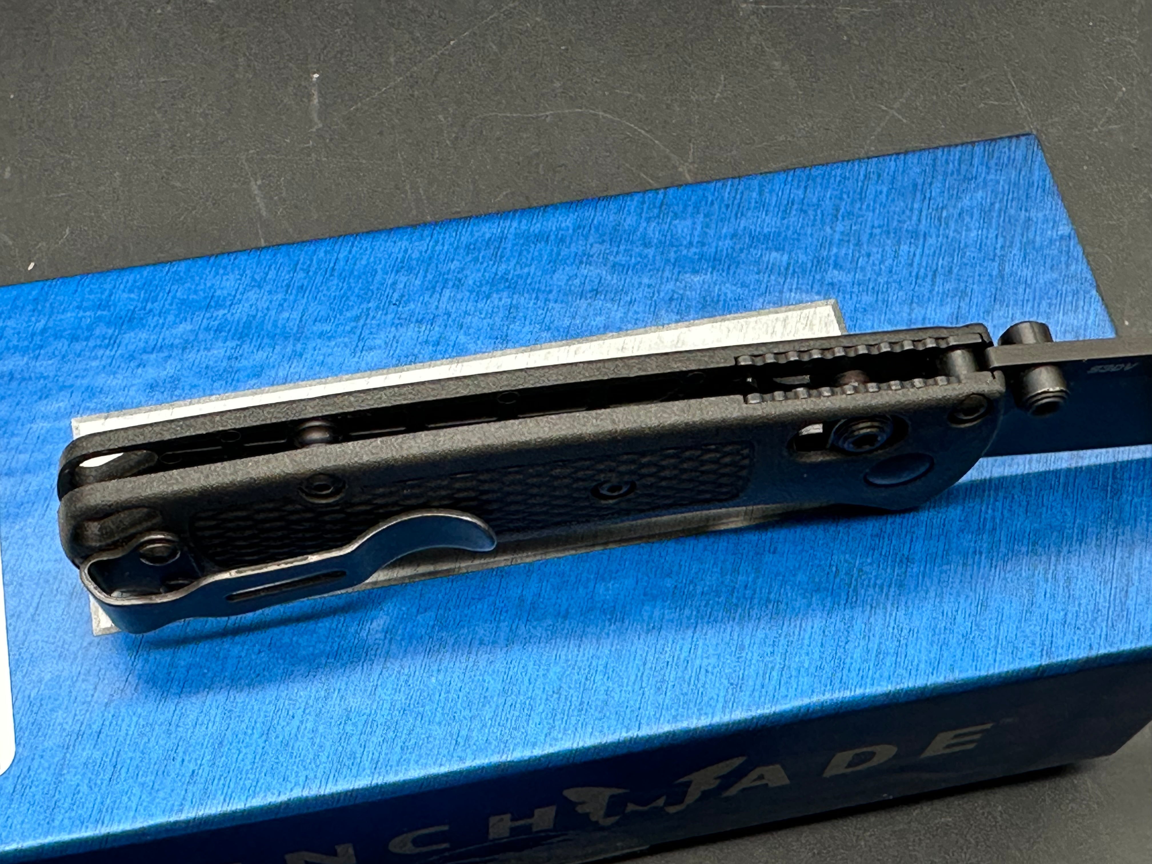 Benchmade Mini Bugout Black CF Elite Handle, 2.8" S30v Blade