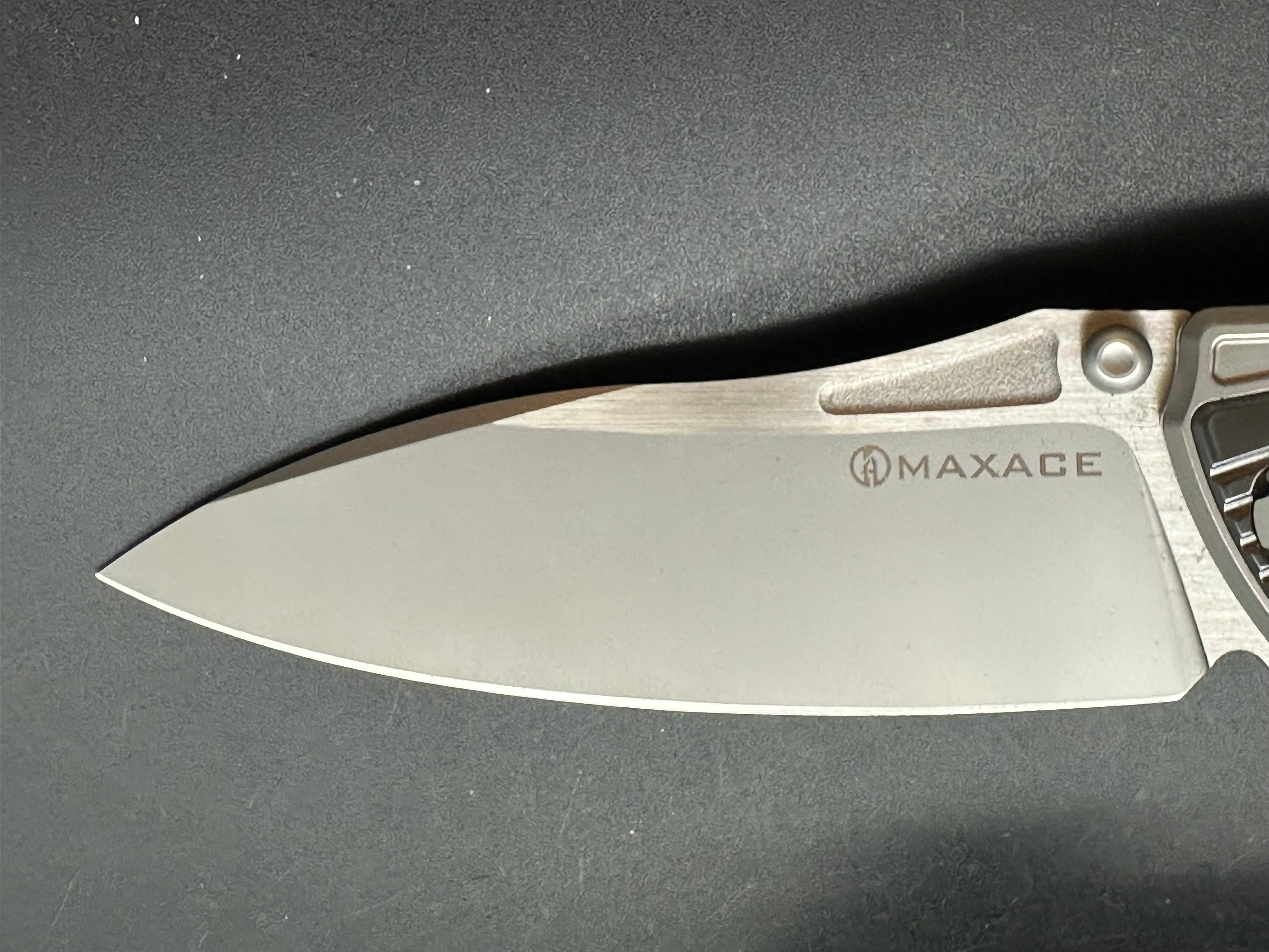 MAXACE CORVUS III FOLDING KNIFE TITANIUM/ZIRCONIUM INLAY HANDLE M390 PLAIN EDGE MC301